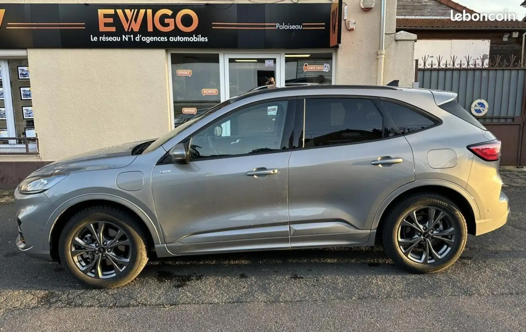Ford Kuga 2.5 HYBRID RECHARGEABLE 225H 150 PHEV ST-LINE X PO Gris - 2
