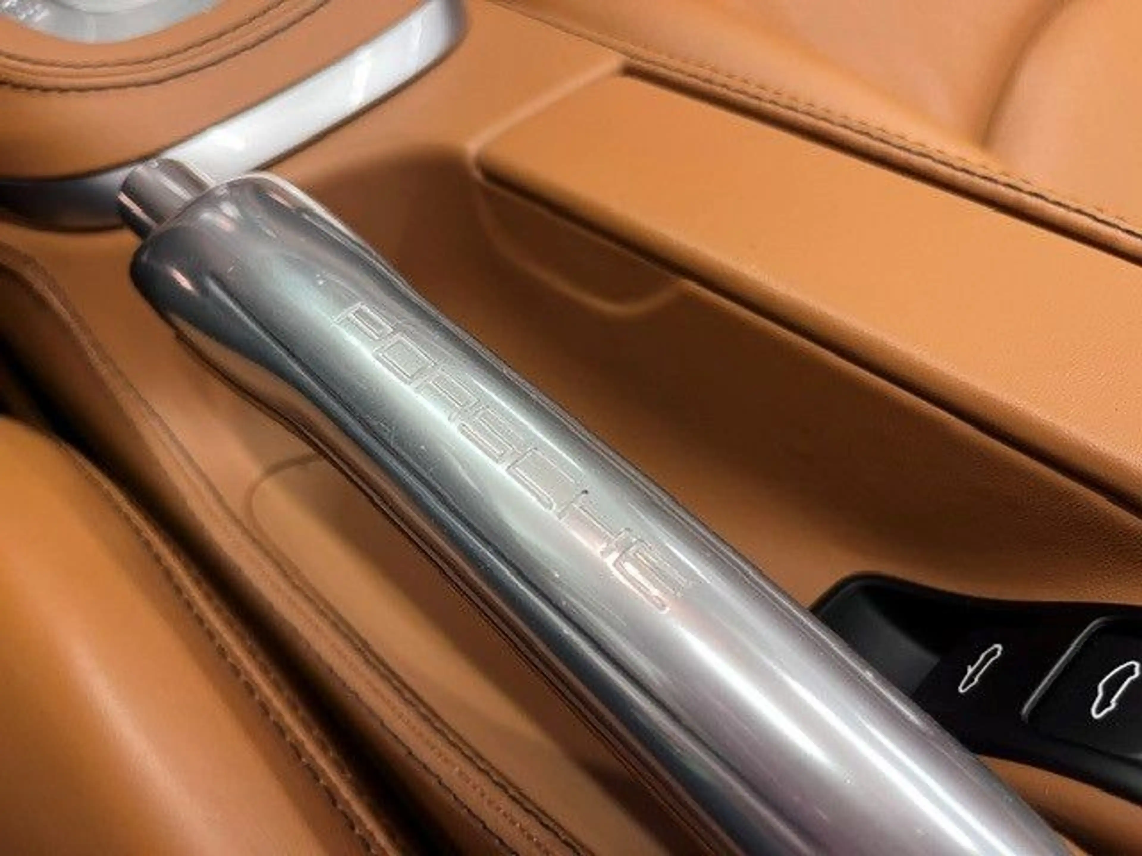 Porsche 911 Turbo S Cabrio 2. Hand, Porsche SH, Deutsch — photo 13