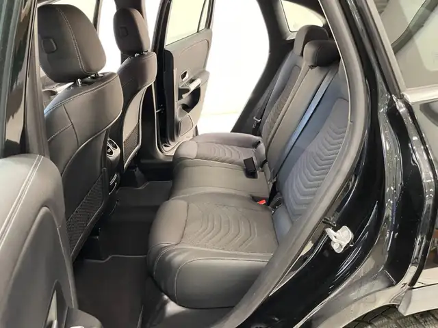 Mercedes-Benz Gla view 7