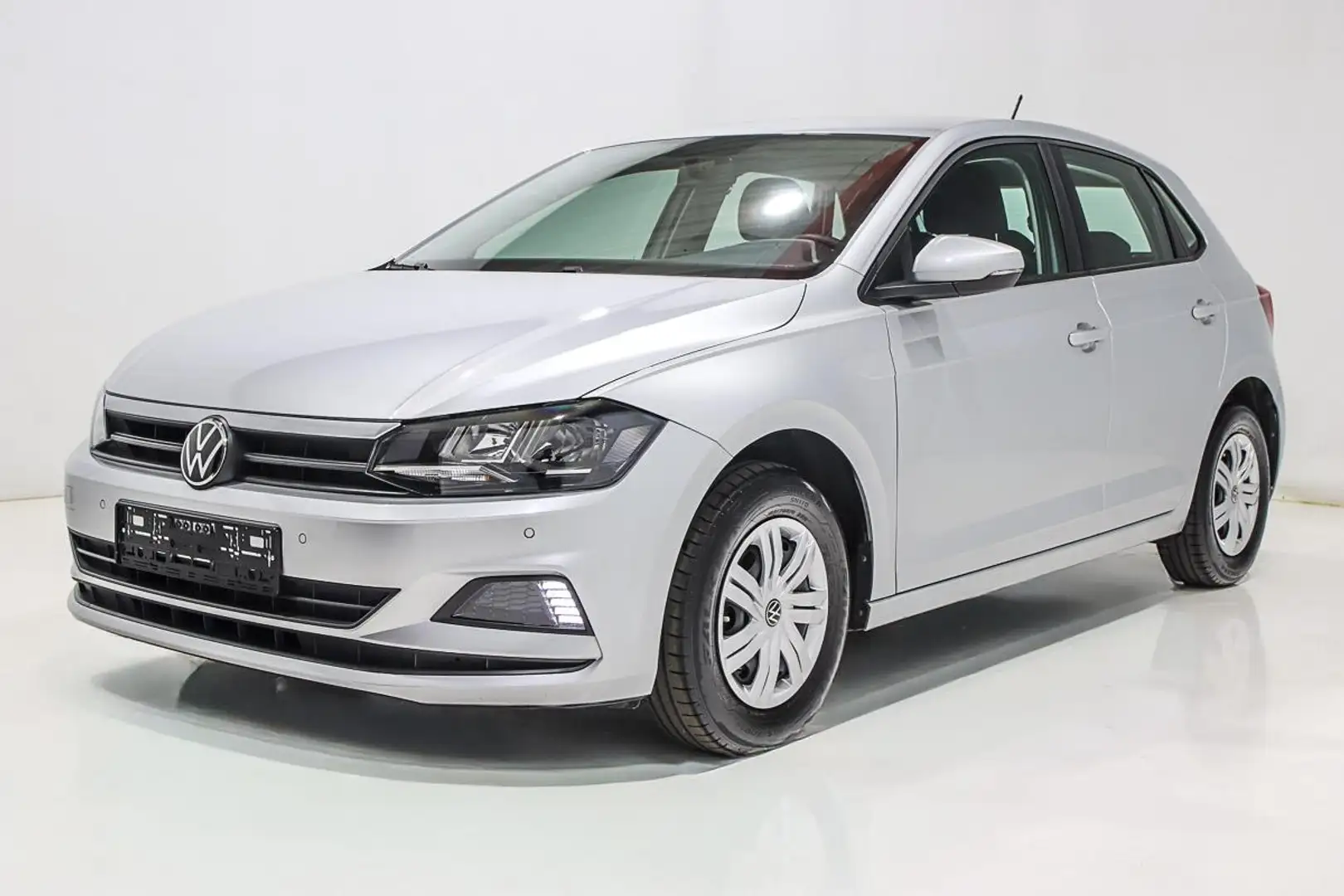 Volkswagen Polo 1.0 MPI 80 CLIMATISATION RADAR SIEGES CHAUFFANTS Zilver - 2