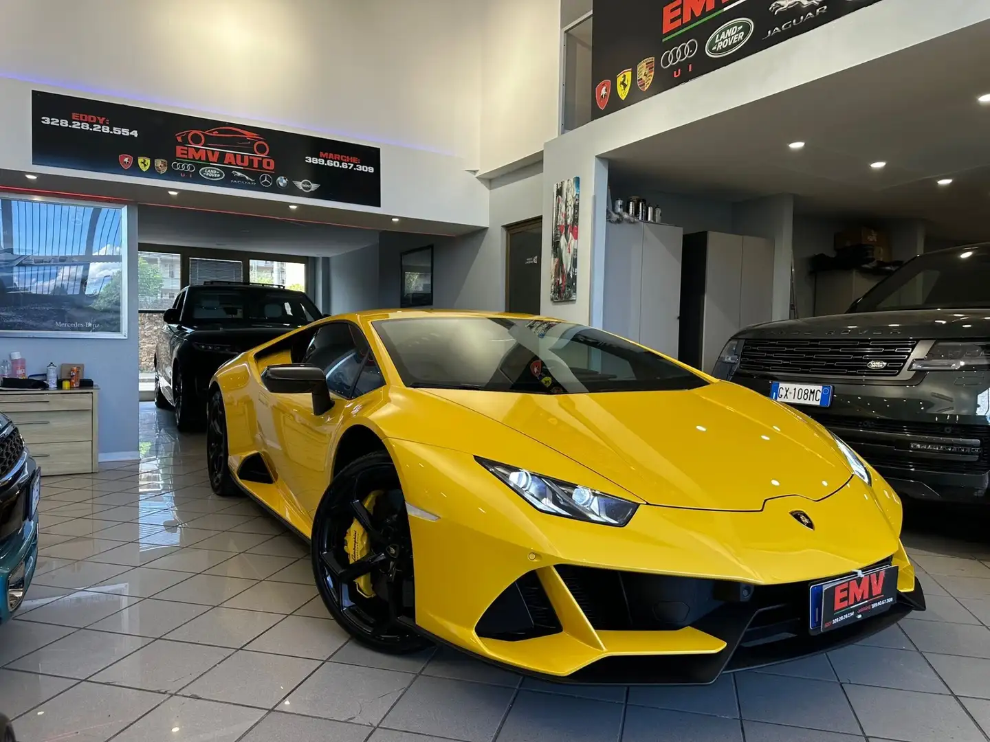 Lamborghini Huracán Huracán 5.2 V10 EVO Coupé žuta - 1