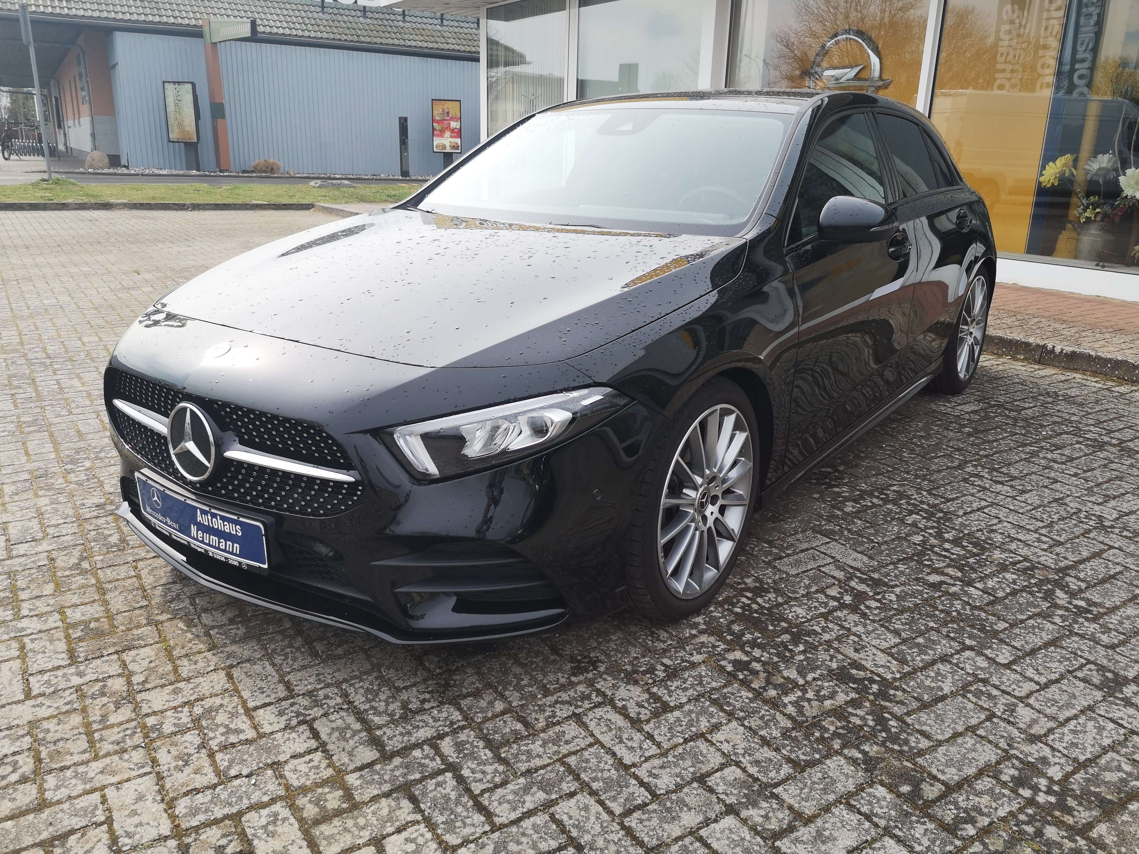 Mercedes-Benz A 180