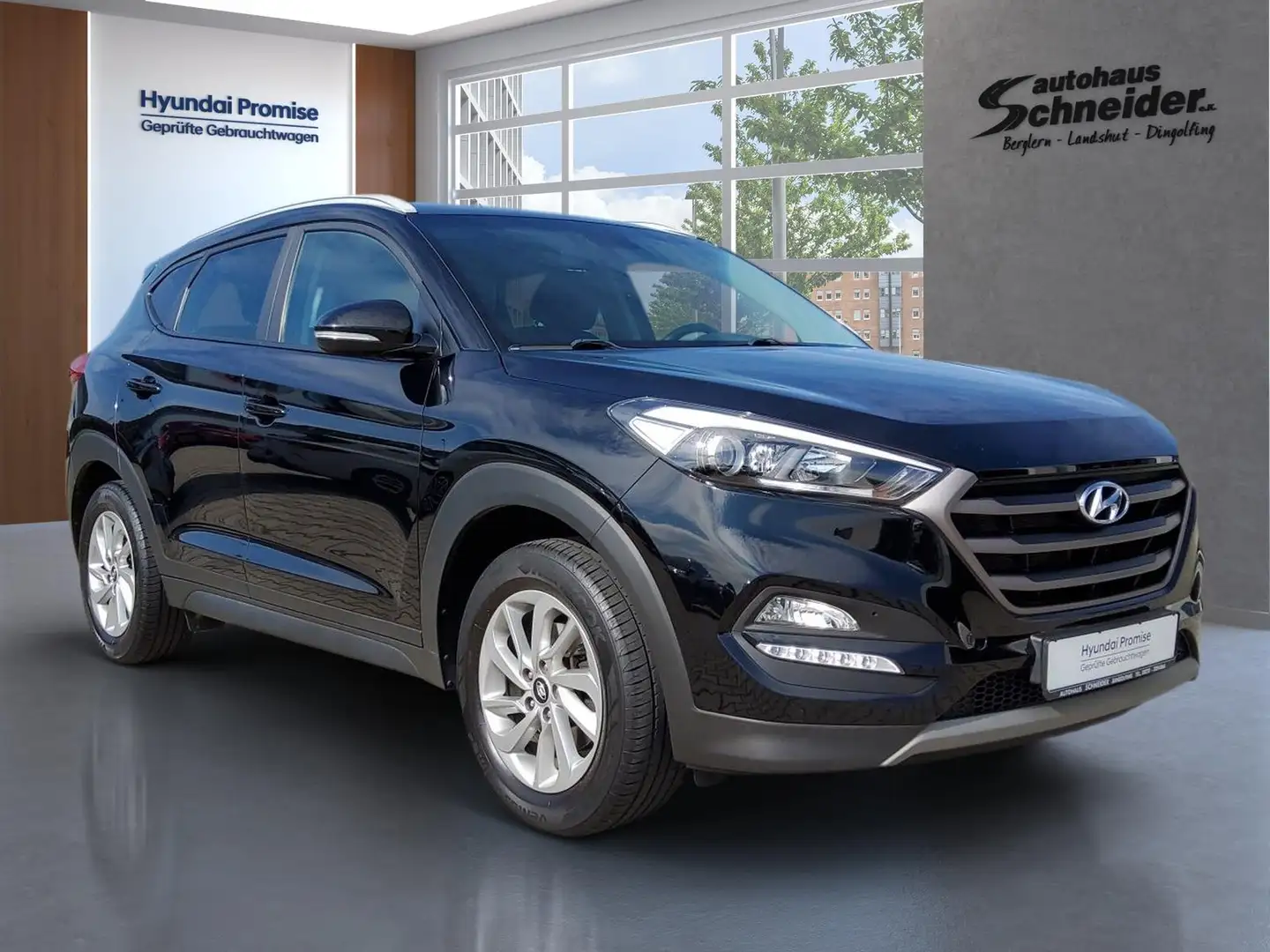 Hyundai TUCSON 1.6 TGDi 6-MT TREND Noir - 2