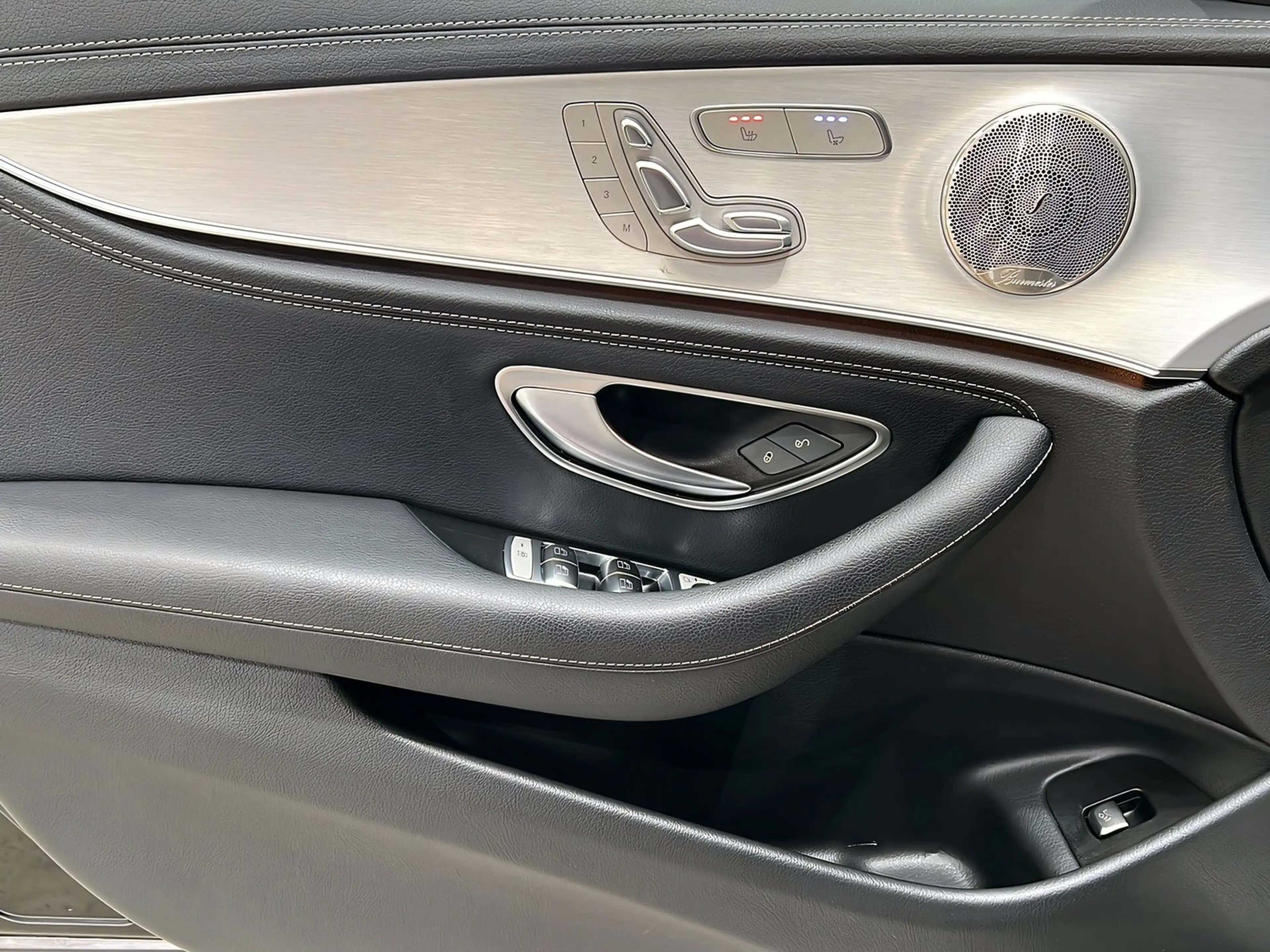 Mercedes-Benz E 400 d 4M T AMG+MULTI+DISTRO+Burme+StHz+HuD+AHK — photo 14