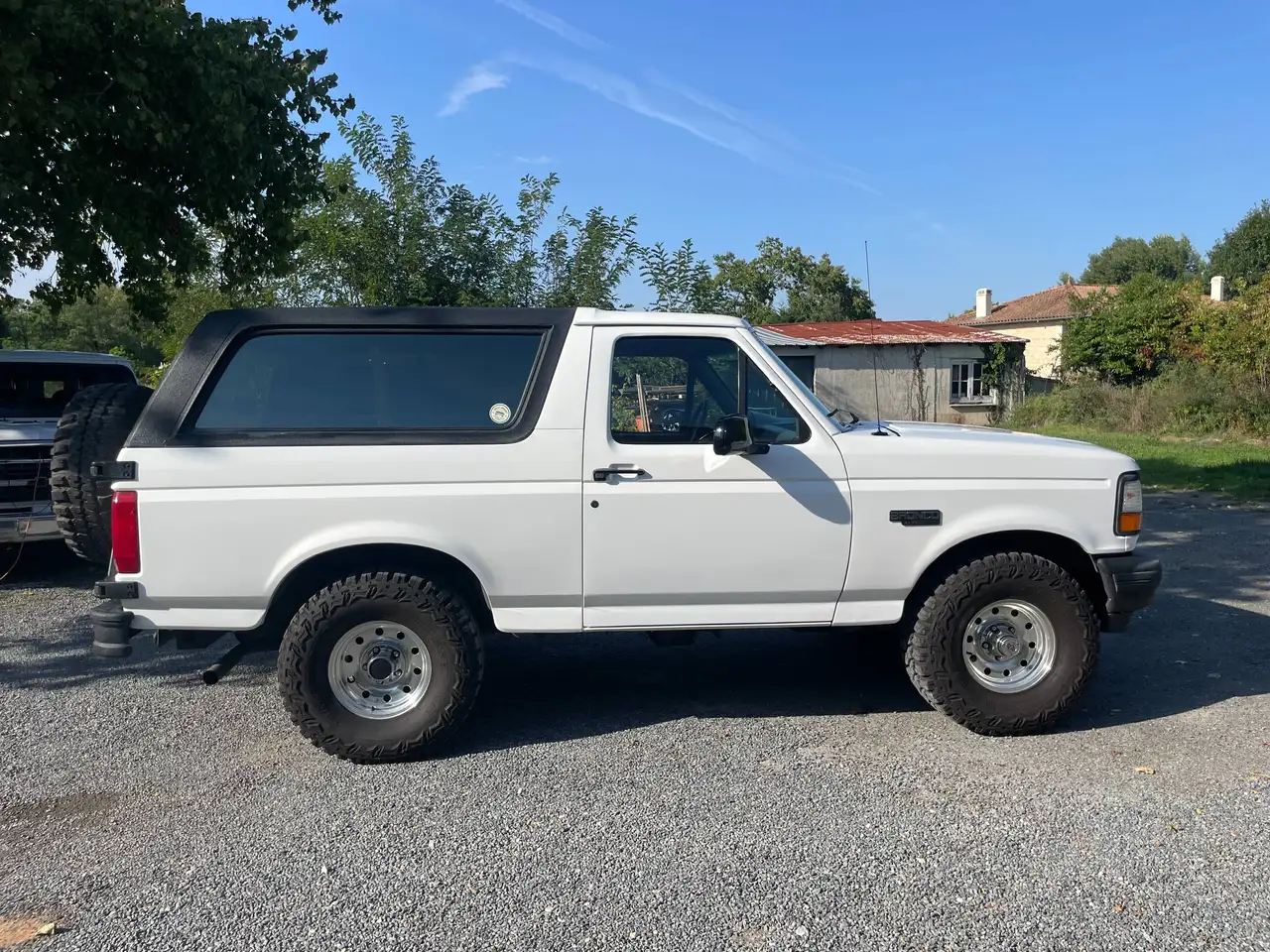Ford Bronco XLT, foto 5