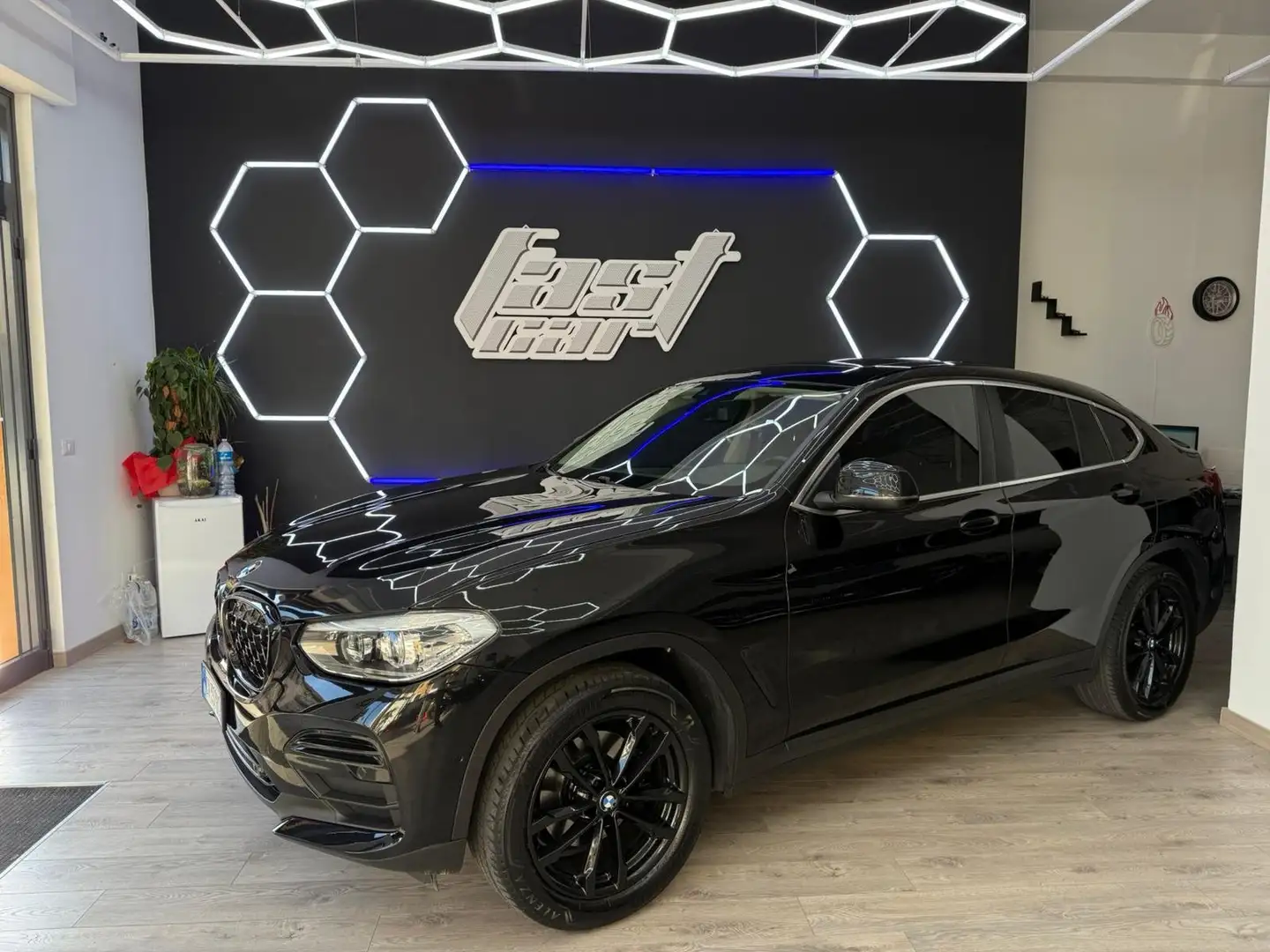 BMW X4 X4 G02 2018 xdrive20d Business Advantage Noir - 2