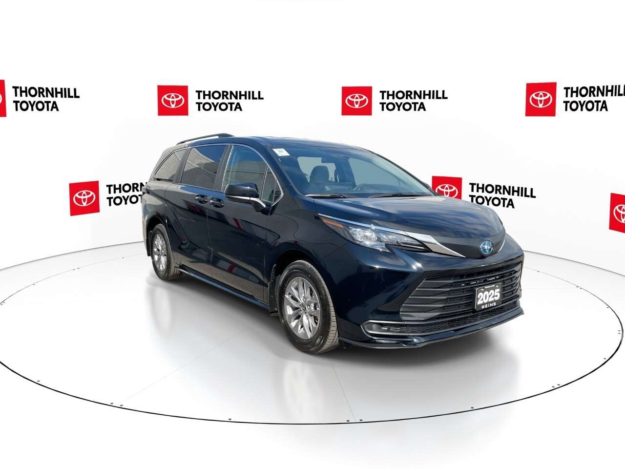 2025 Toyota Sienna PUSH START,POWER SLIDING DOORS LE 8-Passenger AWD — снимка 1