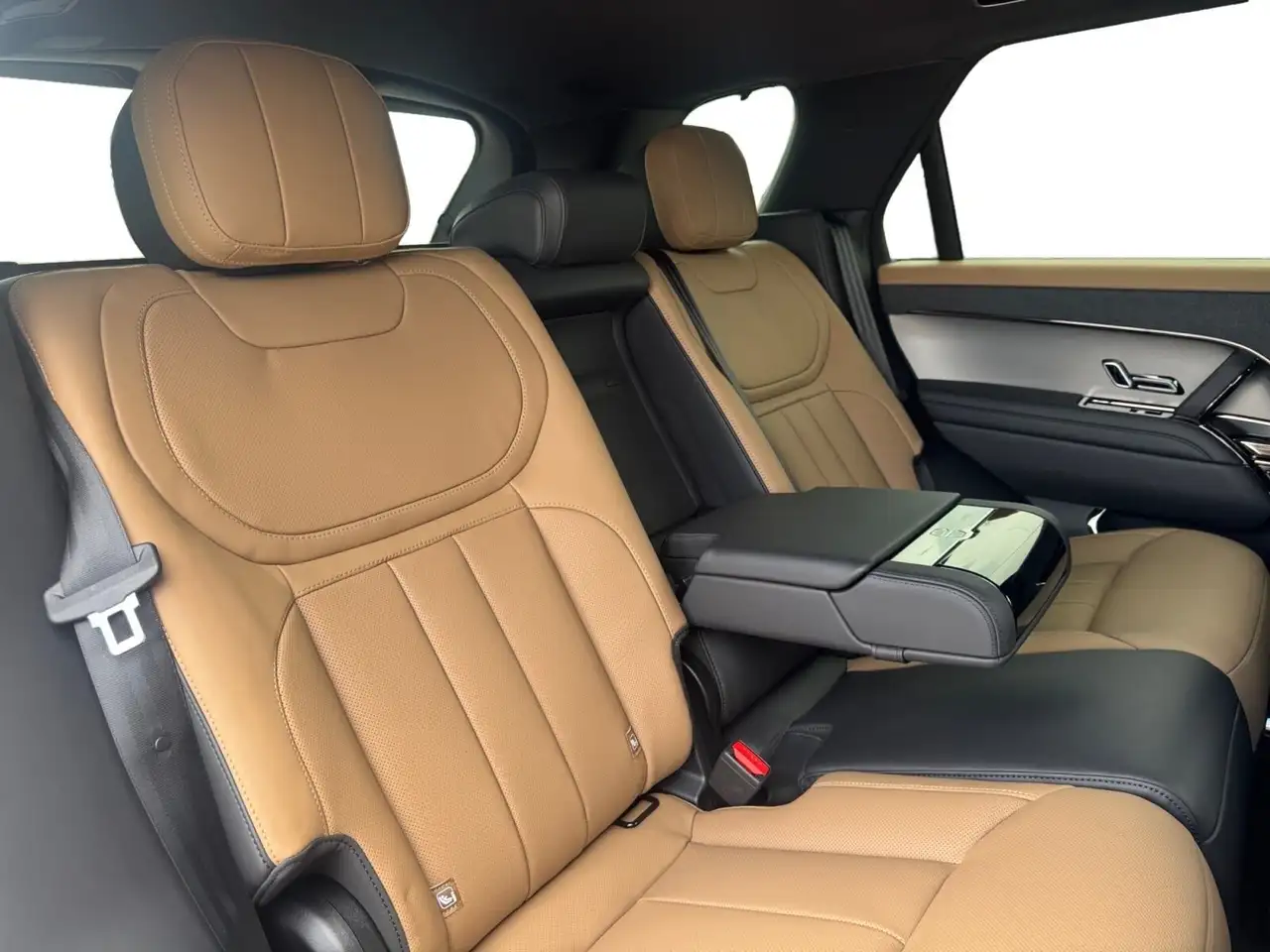 Land Rover Range Rover Sport снимка Land Rover Range Rover Sport