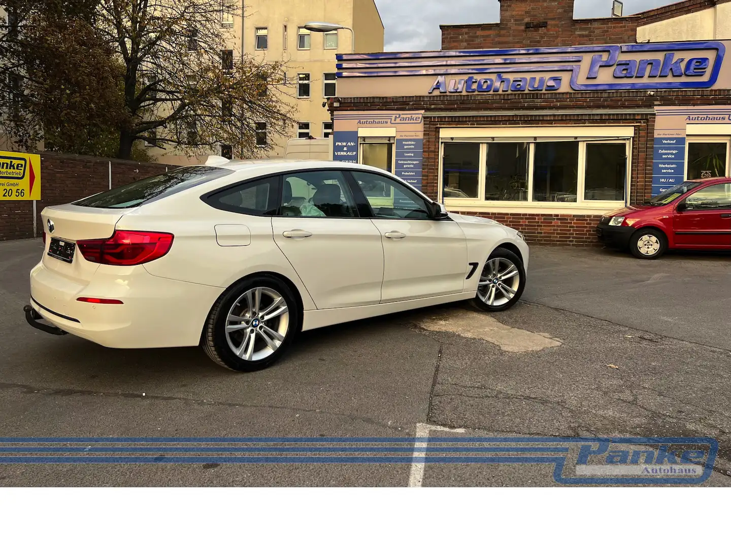 BMW 320 320d xDriveSport Line*HUD*Leder Blanc - 2