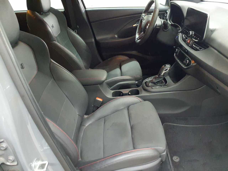 Hyundai i30 i30 Kombi 1.5 T-GDI 48V-Hybrid DCT N-Line — photo 11