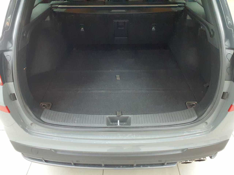 Hyundai i30 i30 Kombi 1.5 T-GDI 48V-Hybrid DCT N-Line — photo 9