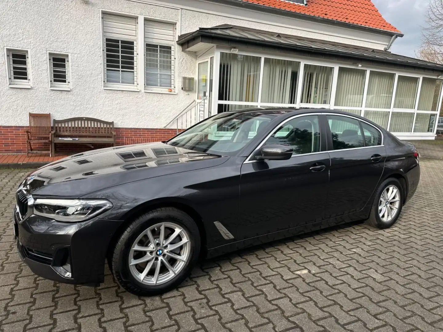 BMW 520 Limousine/Neuwagen/Unfallfrei/ Grey - 2