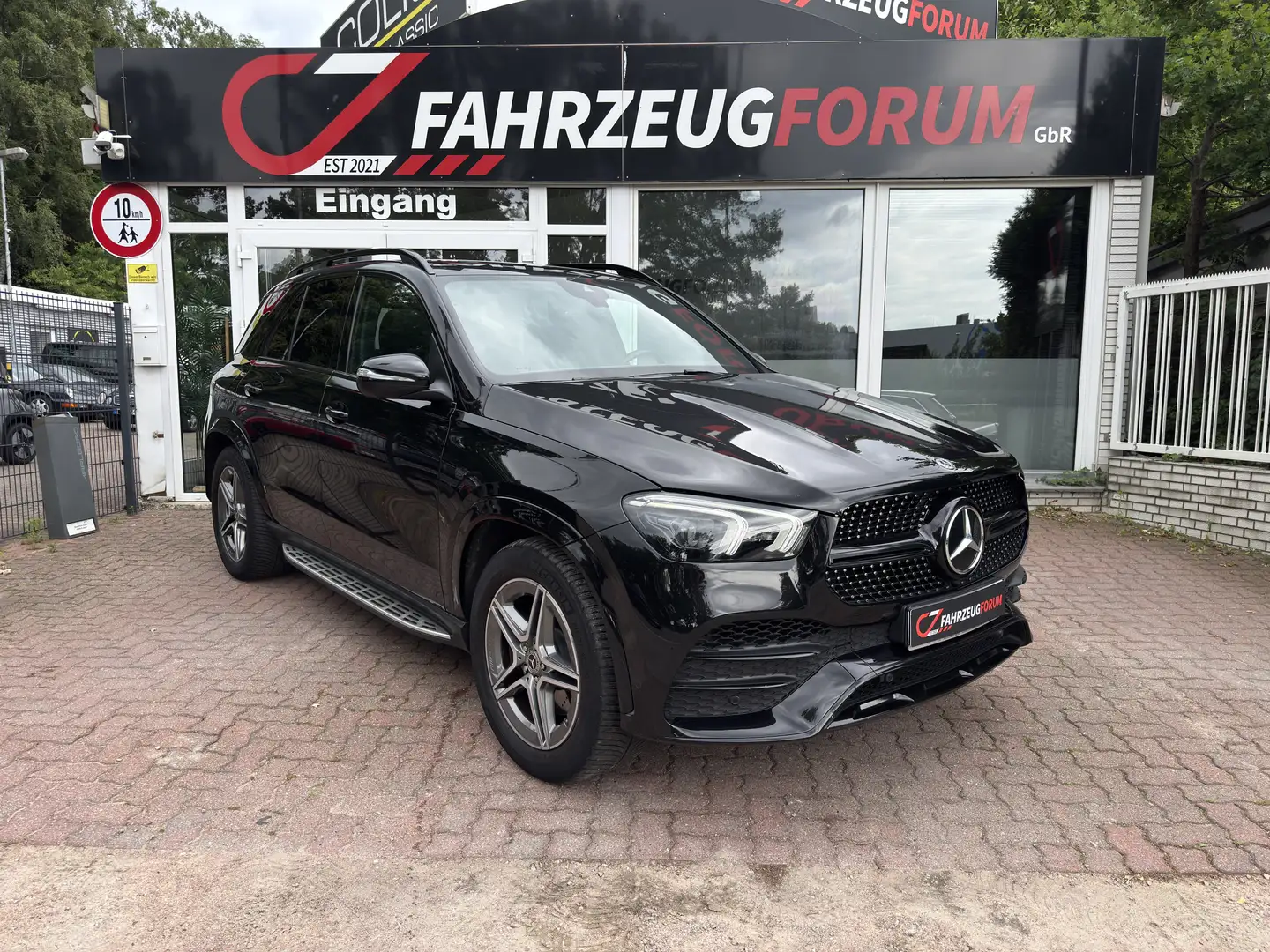 Mercedes-Benz GLE 350 d 4Matic*AMG-Line*Multibeam LED*PANO Zwart - 2