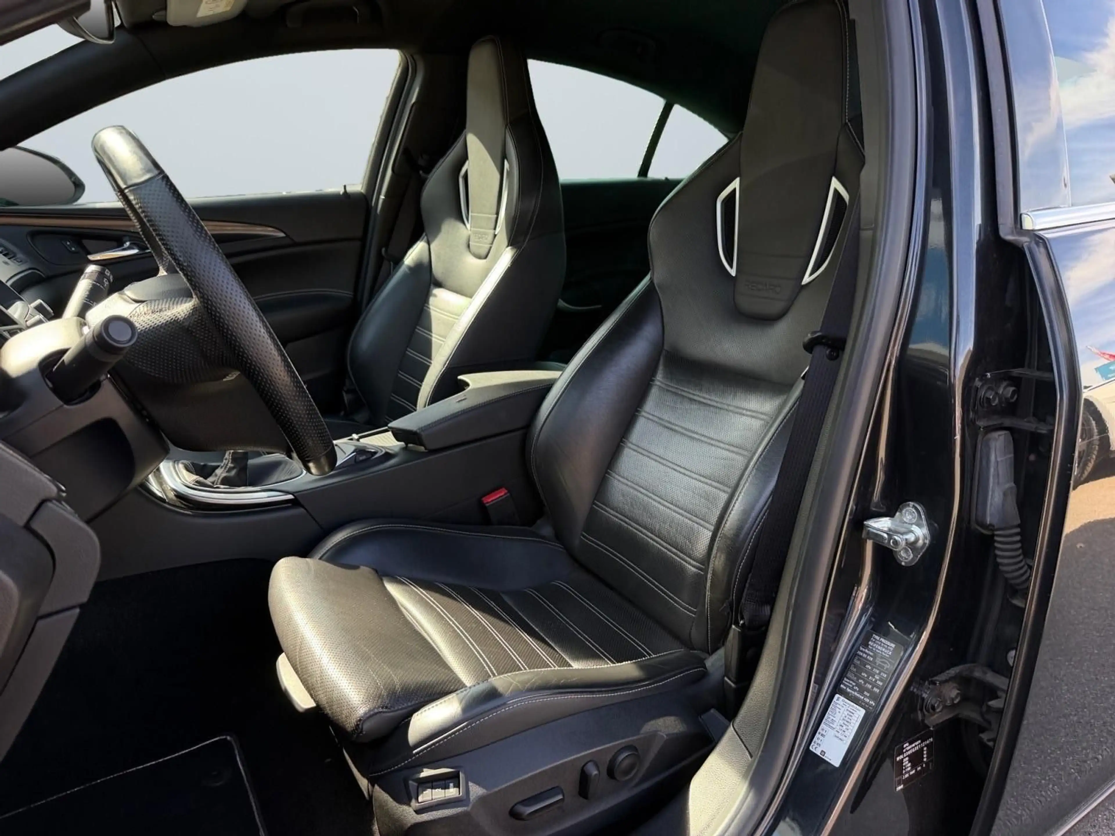 Opel Insignia A OPC Lim./4X4/LEDER/XENON/239KW/2.HAND — photo 14