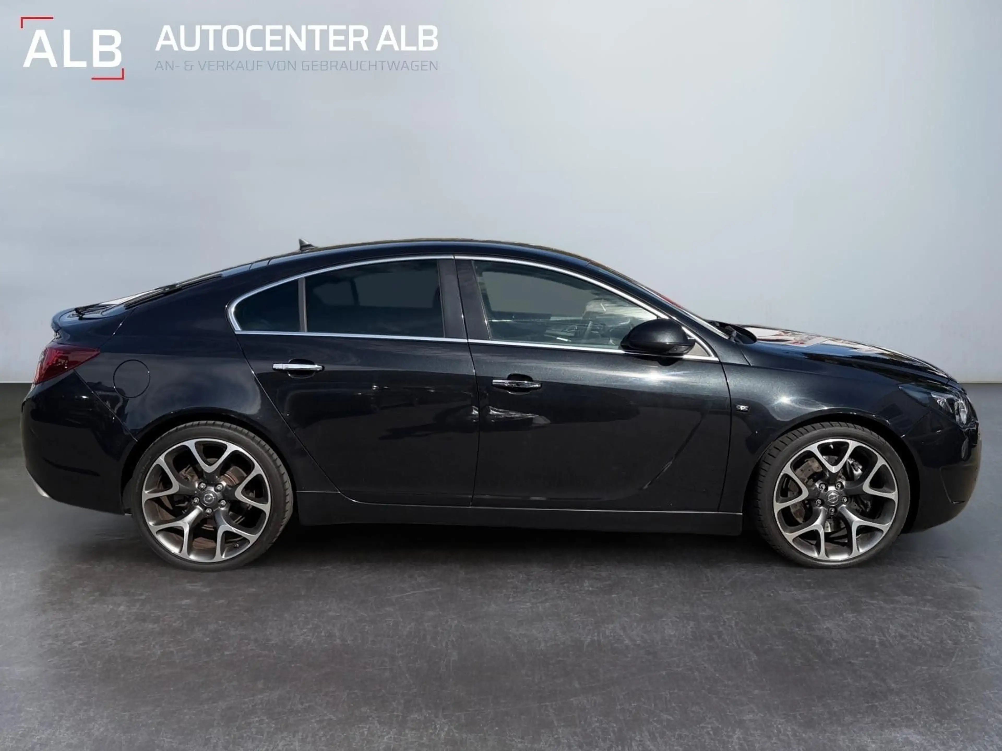 Opel Insignia A OPC Lim./4X4/LEDER/XENON/239KW/2.HAND — photo 6