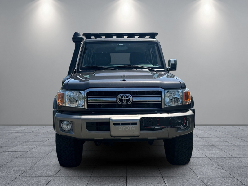 Toyota Land Cruiser GRJ 76 4,0 V6 AHK Klima BT el.SP met. eFH Servo TR — photo 3