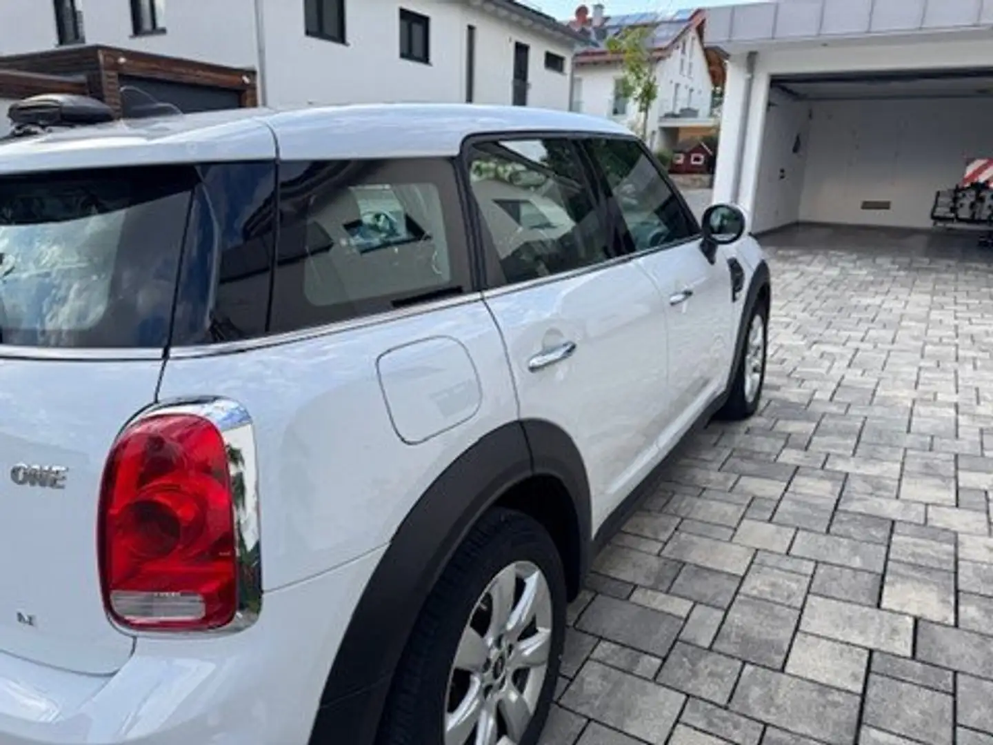 MINI One Countryman Mini One Countryman Alb - 2