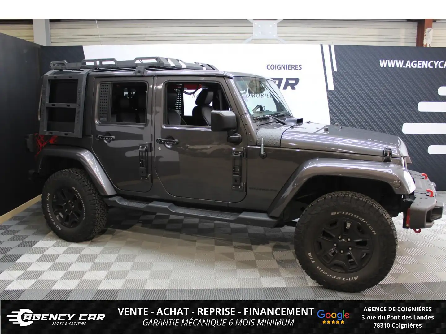 Jeep Wrangler 3.6i - BVA Unlimited BackCountry Grau - 1