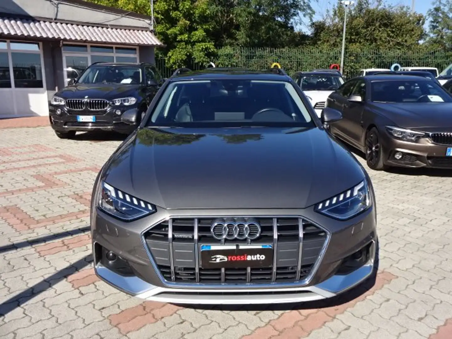 Audi A4 allroad Quattro 40 2.0 tdi mhev 204cv s-tronic Grigio - 2