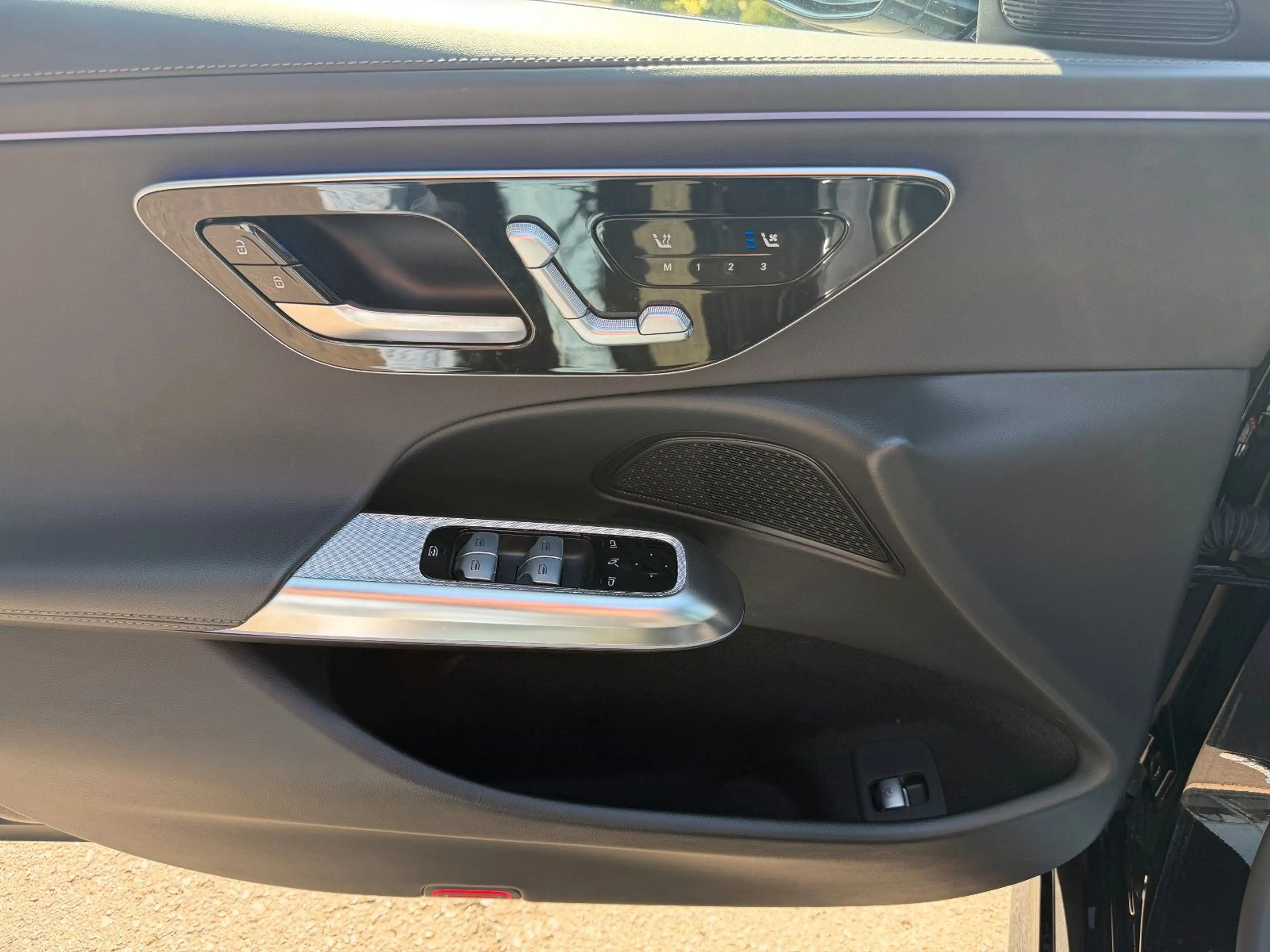 Mercedes-Benz E 450 d 4M T Avantgarde+Pano+AHK+Distr+Memory — photo 12
