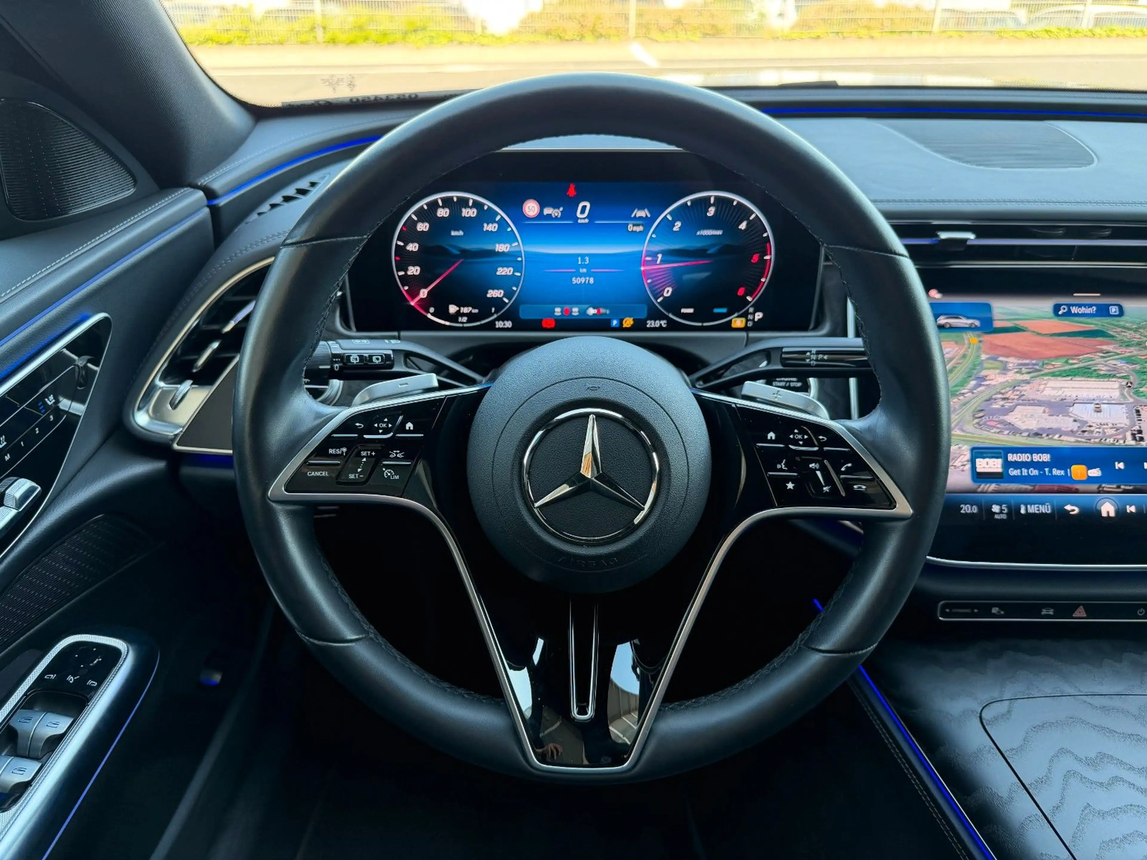Mercedes-Benz E 450 d 4M T Avantgarde+Pano+AHK+Distr+Memory — photo 14