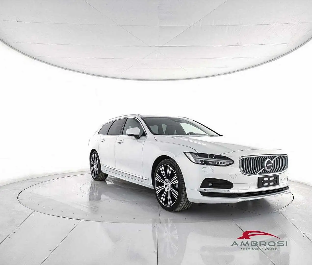 Volvo V90 Mild Hybrid B4 (d) Automatico Plus Bright Weiß - 2