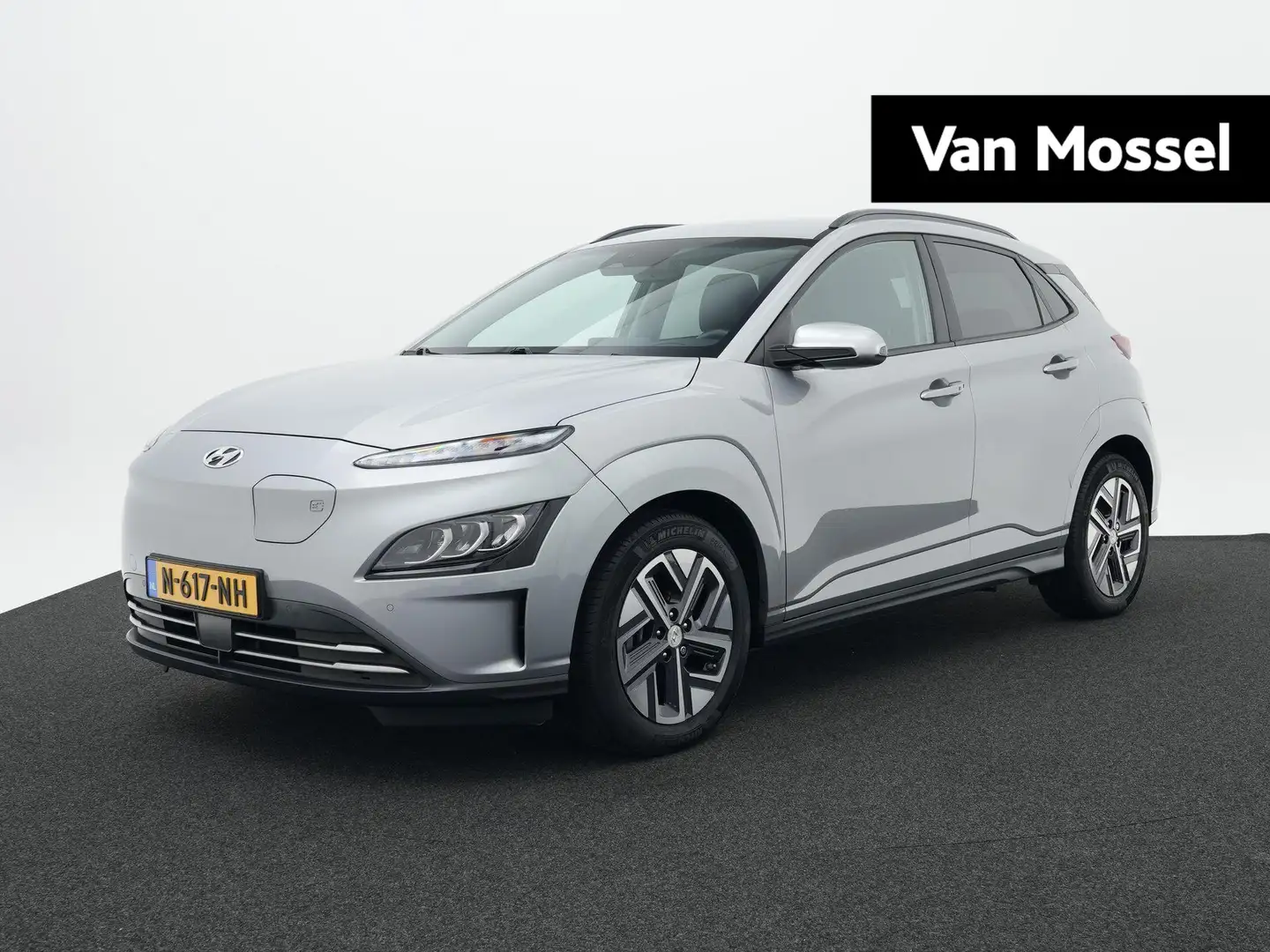 Hyundai KONA EV Premium 64 kWh | Stoelverwarming en -verkoeling Gris - 1