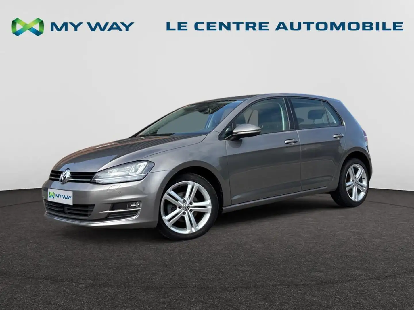 Volkswagen Golf Golf Highline 1.6 TDI BlueMotion Technology 77 kW (105 ch) 5 vitesses manuel Gris - 1