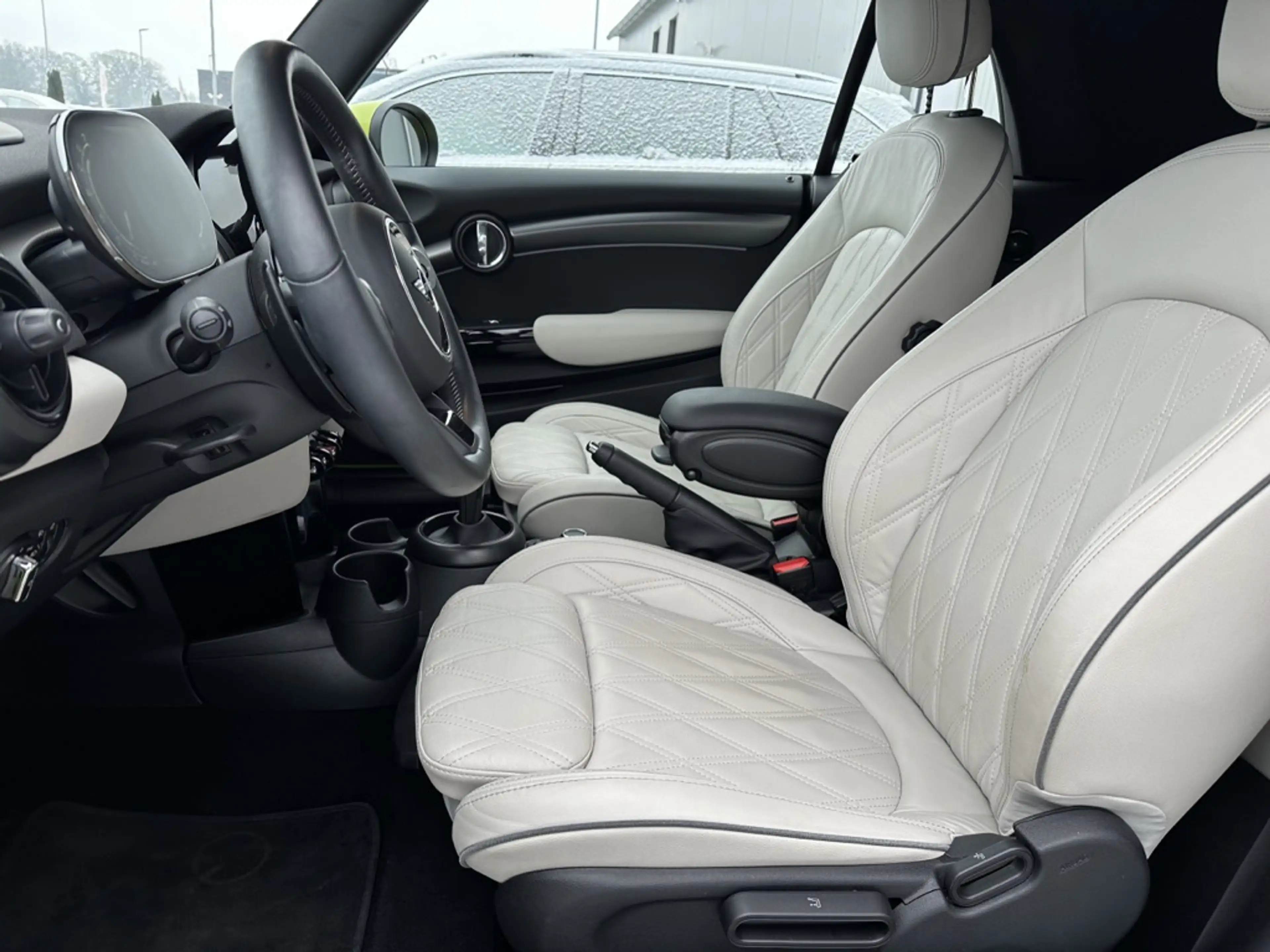 MINI Cooper S Cabrio Classic Trim NAV+LED+HEAD-UP+KAM — photo 8