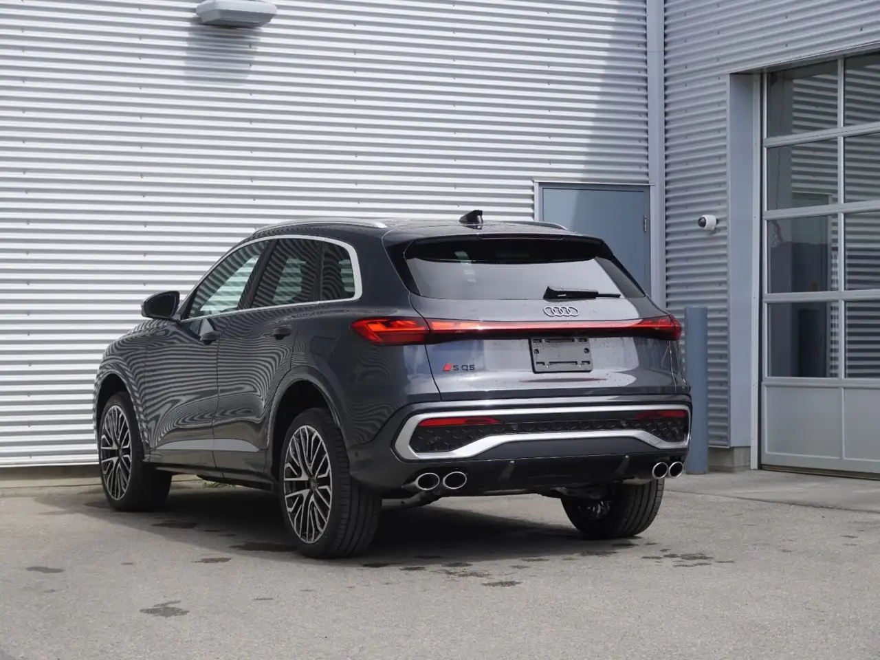 Audi SQ5 снимка Audi SQ5