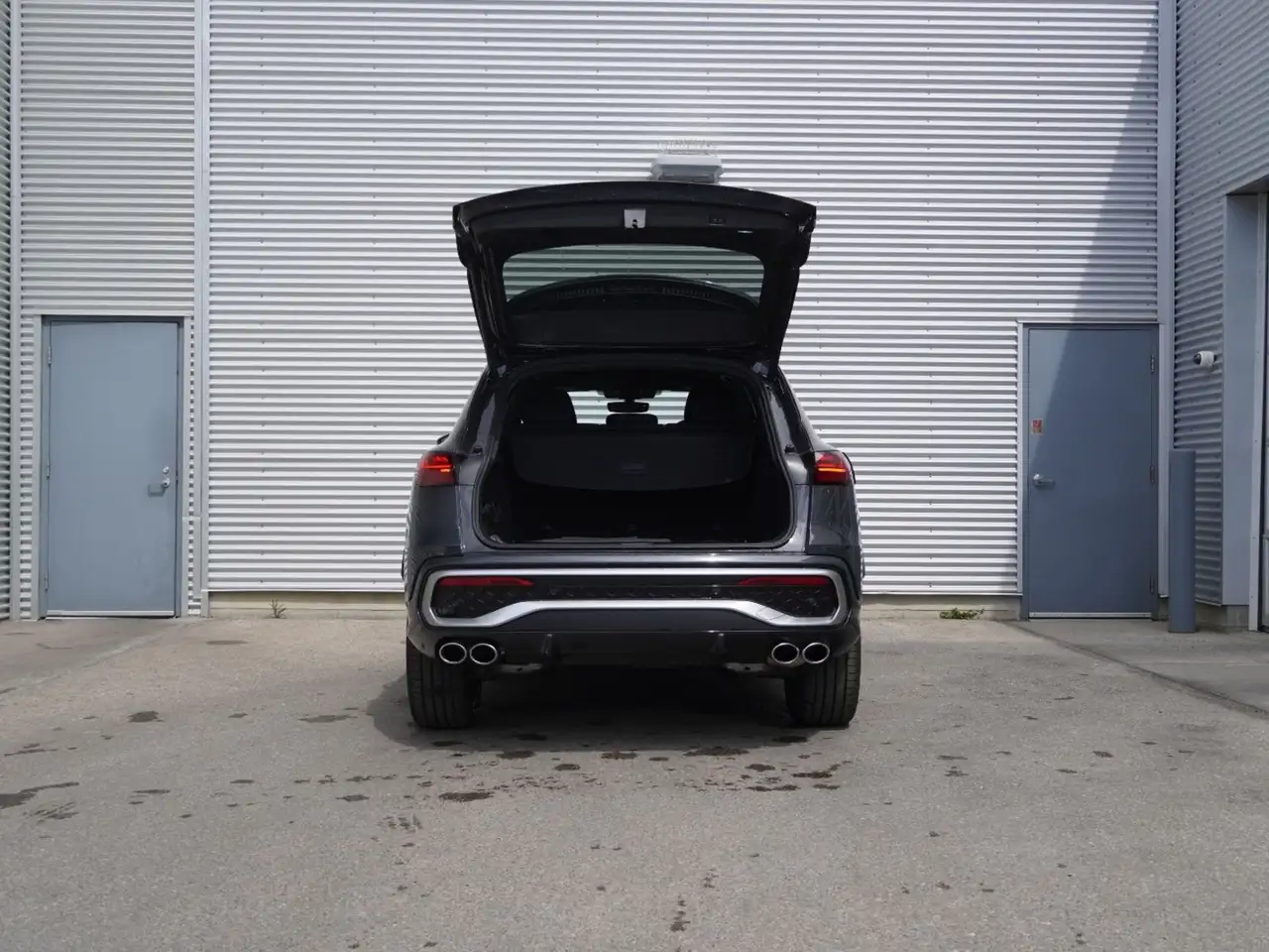 Audi SQ5 снимка Audi SQ5