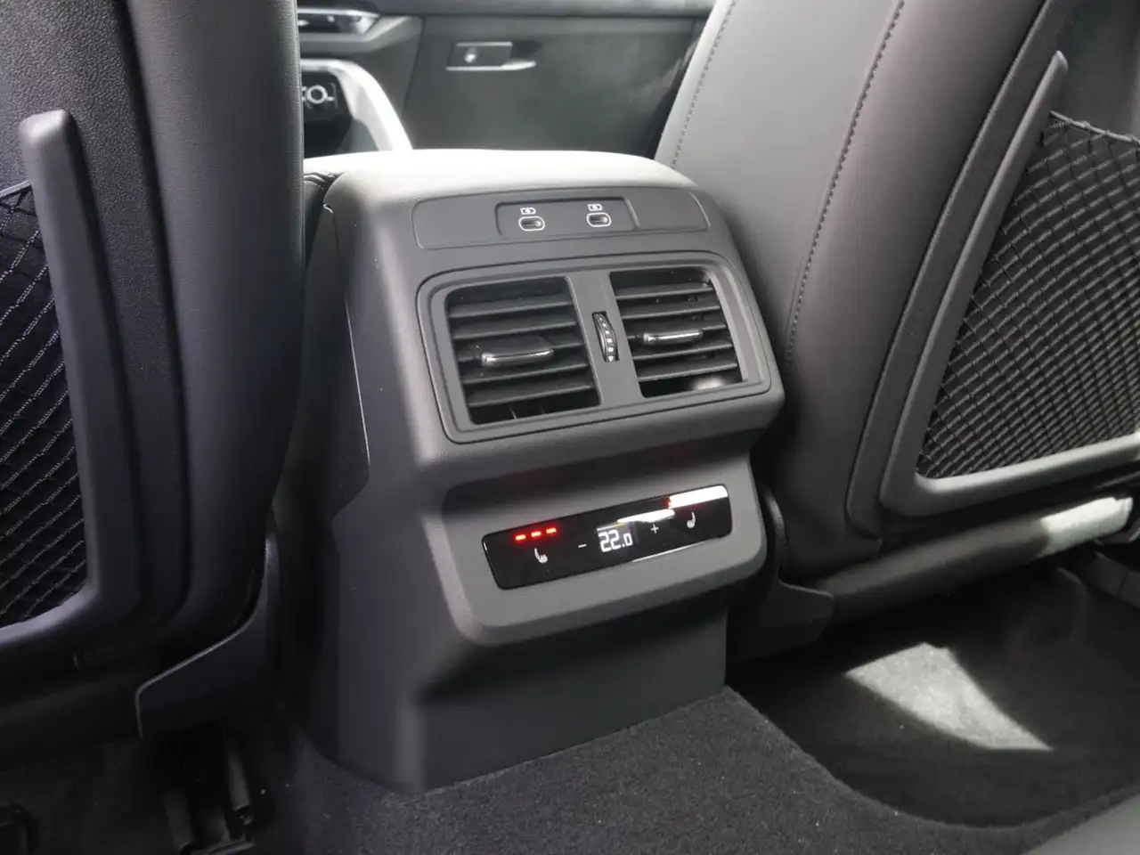 Audi SQ5 снимка Audi SQ5
