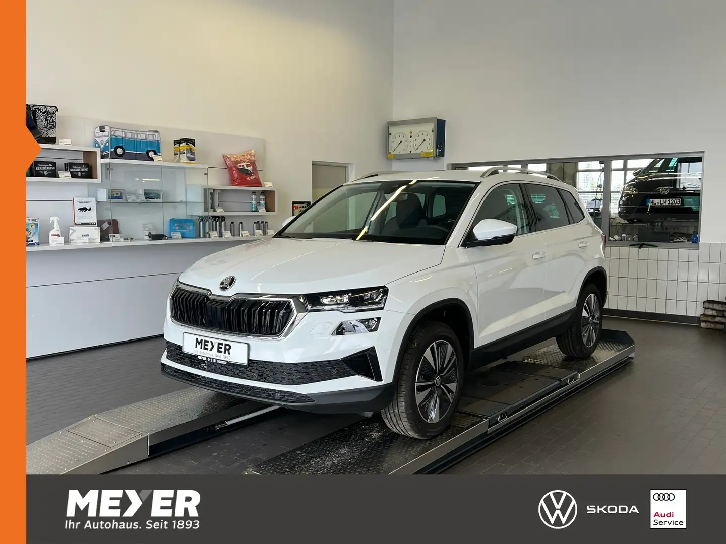 Skoda Karoq Style 1.5 TSI DSG *Garantie, AHK, LED, Navi, Kame Weiß - 1