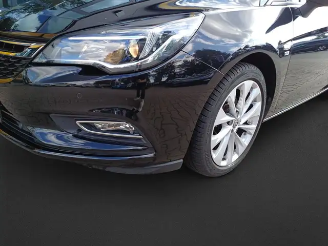Opel Astra view 9