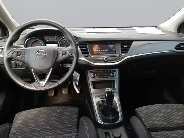Opel Astra view 10