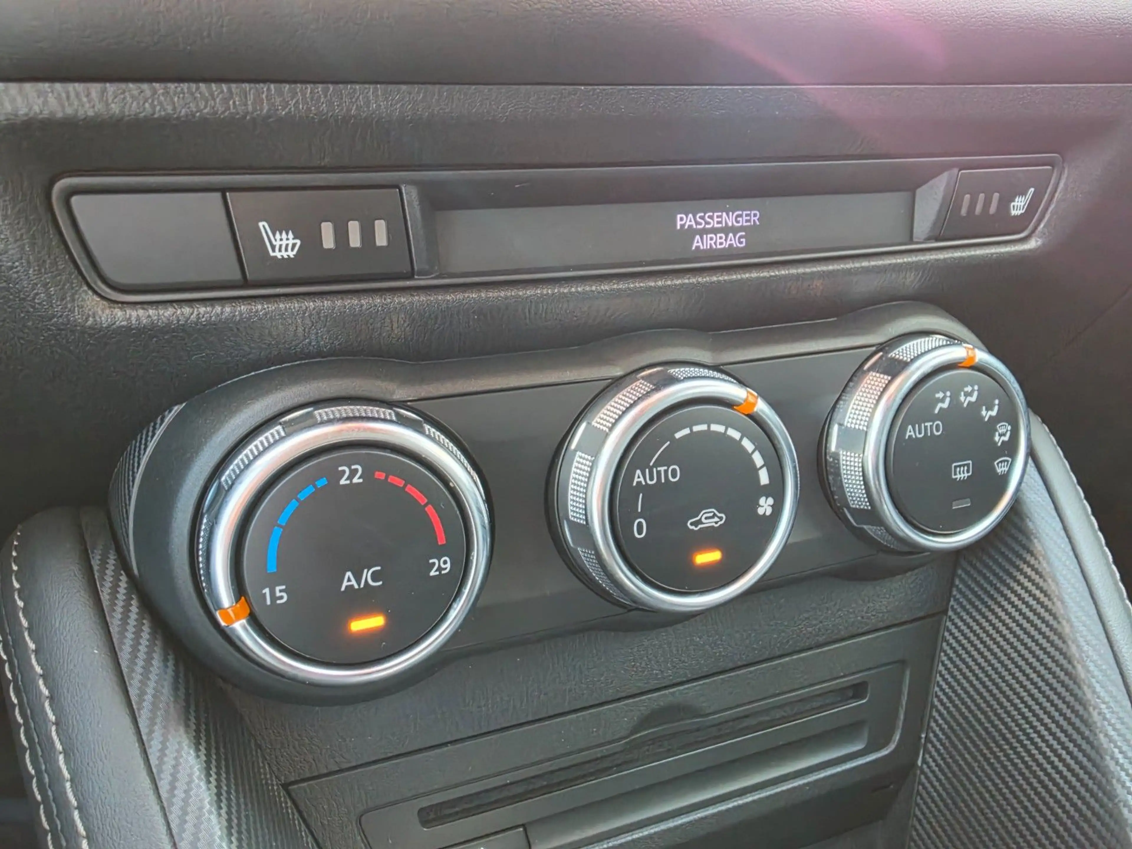 Mazda 2 Lim.Sports-Line Automatik Navi Tempomat Sitzh. — photo 23