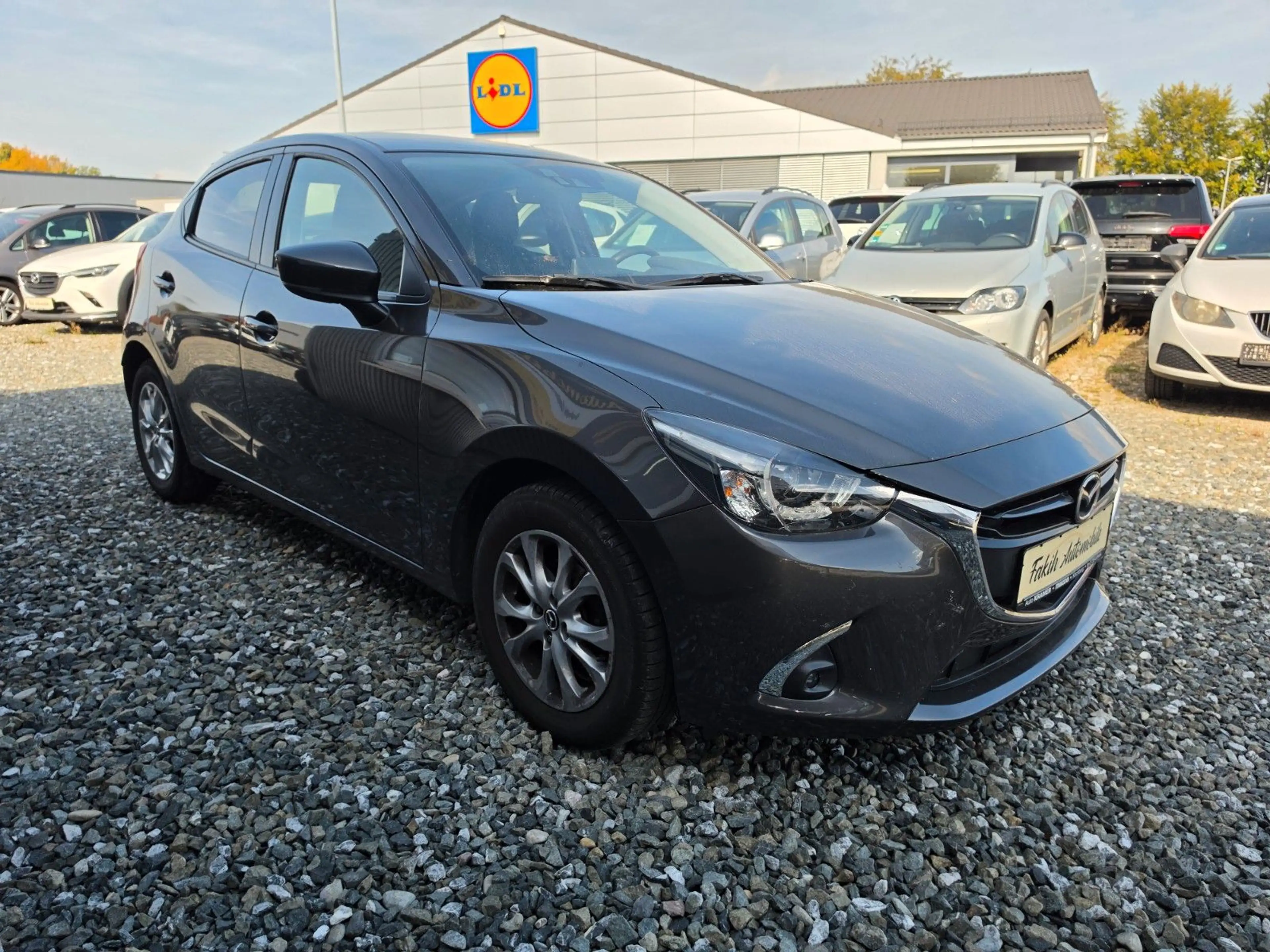 Mazda 2 Lim.Sports-Line Automatik Navi Tempomat Sitzh. — photo 3