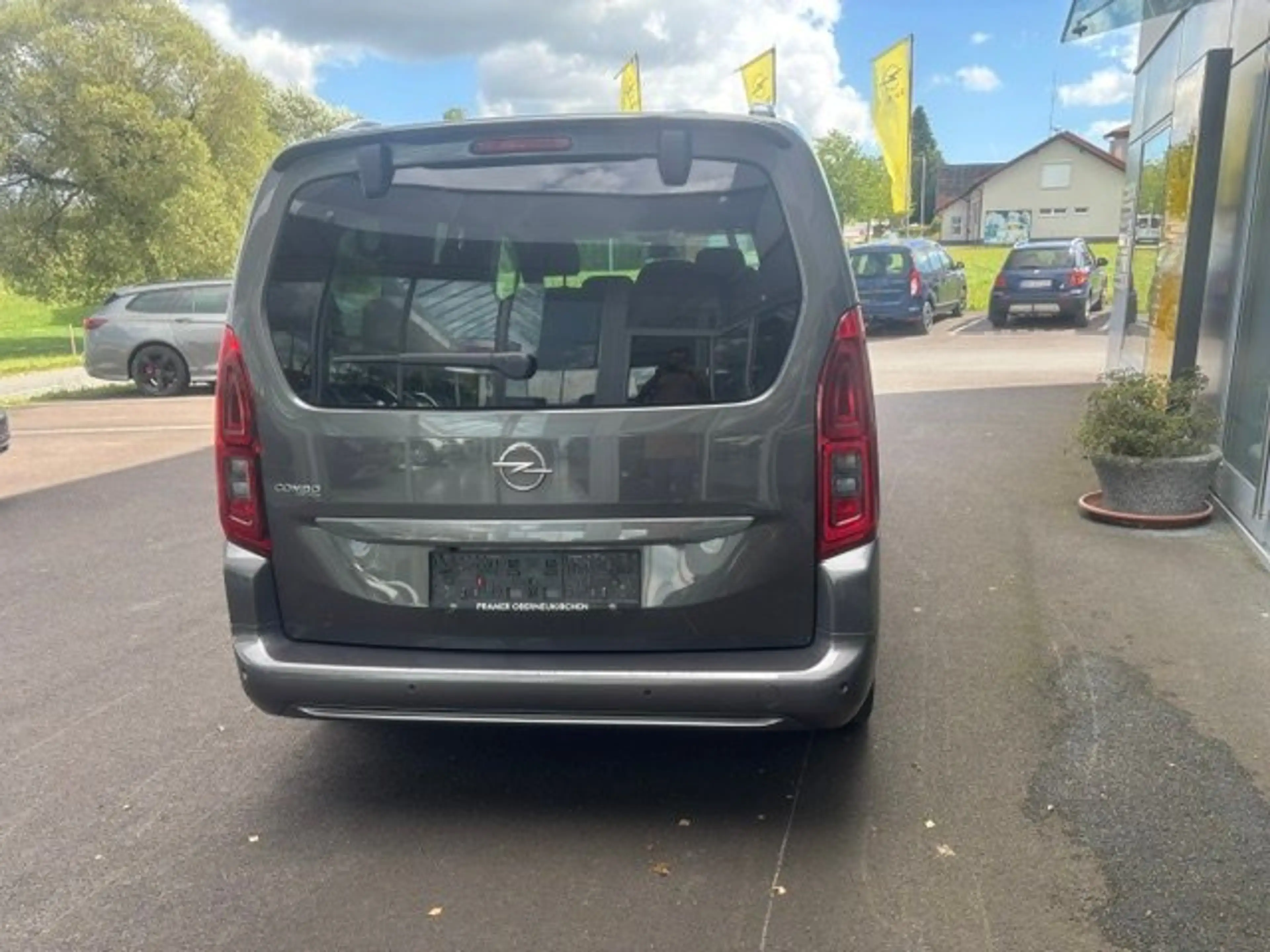 Opel Combo Life 1,2 Turbo Elegance XL **7-Sitzer, RFK, Navi++ — photo 10