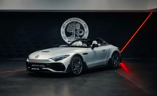 Mercedes-Benz AMG PureSpeed STOCK/*1 of 250*/CARBON