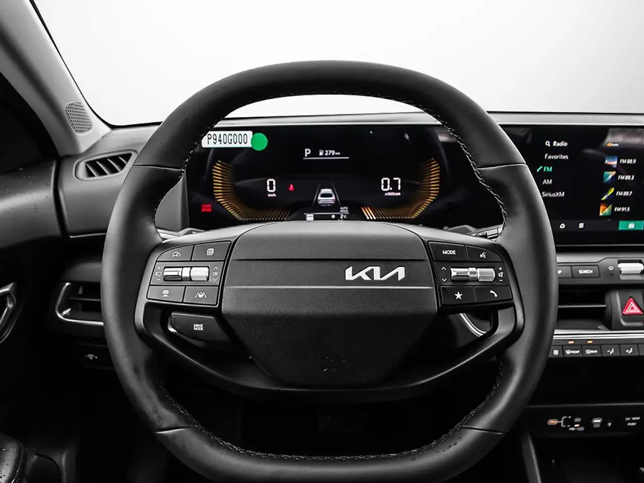 Kia K4 снимка Kia K4
