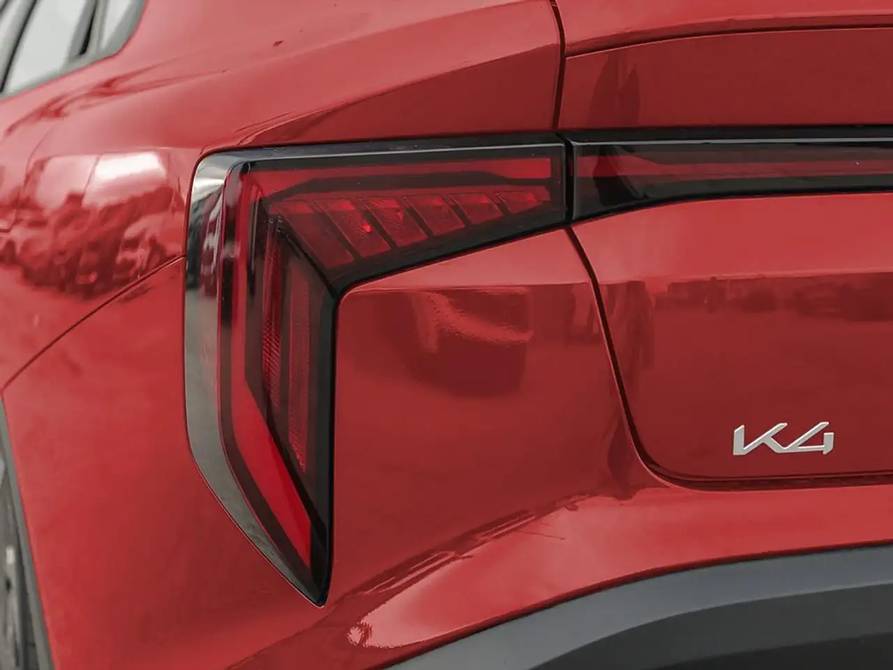 Kia K4 снимка Kia K4