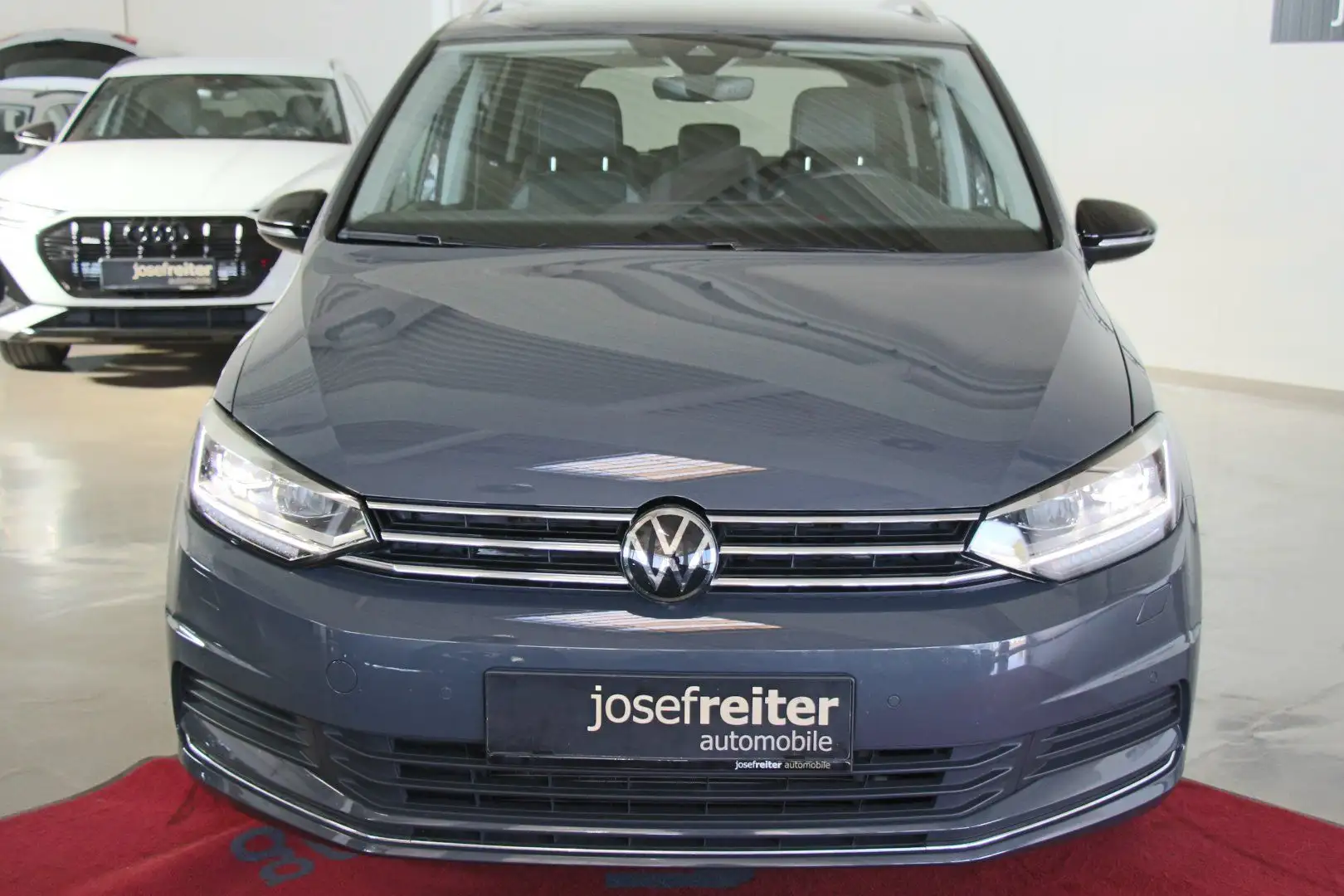 Volkswagen Touran Friends 2.0 TDI DSG 7 SITZE/AHK/IQ-LED/ELEKTR HEC Grau - 2