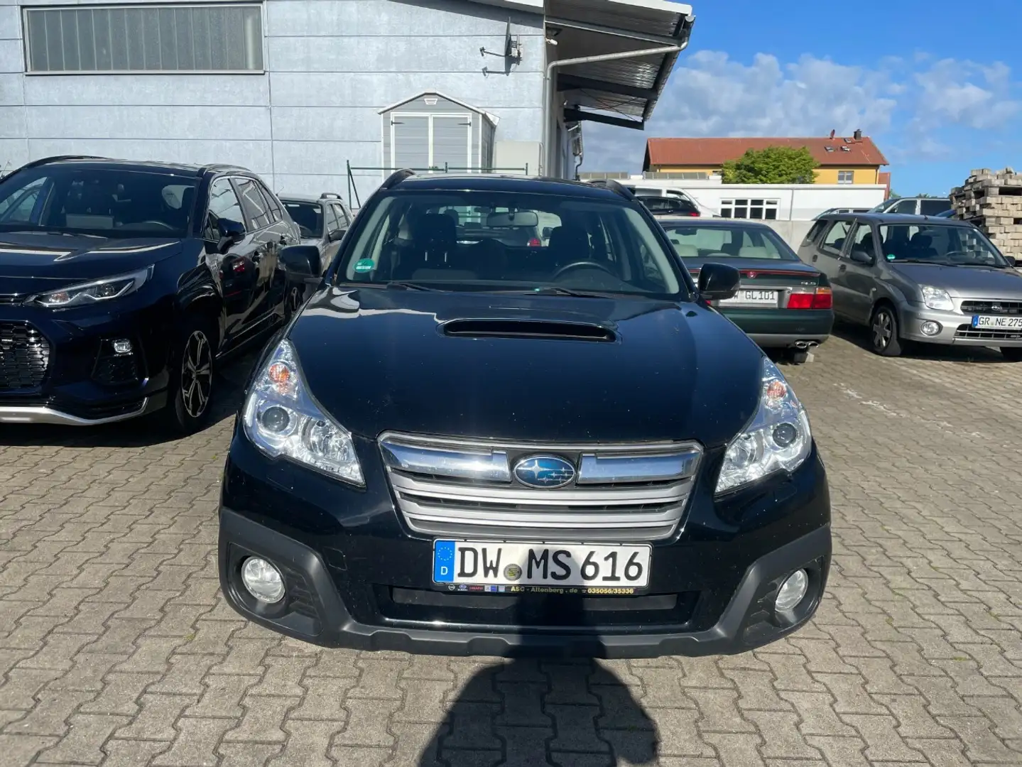 Subaru OUTBACK 2.0 Diesel*Active+*AWD*Xenon*SHZ*Klima Fekete - 1