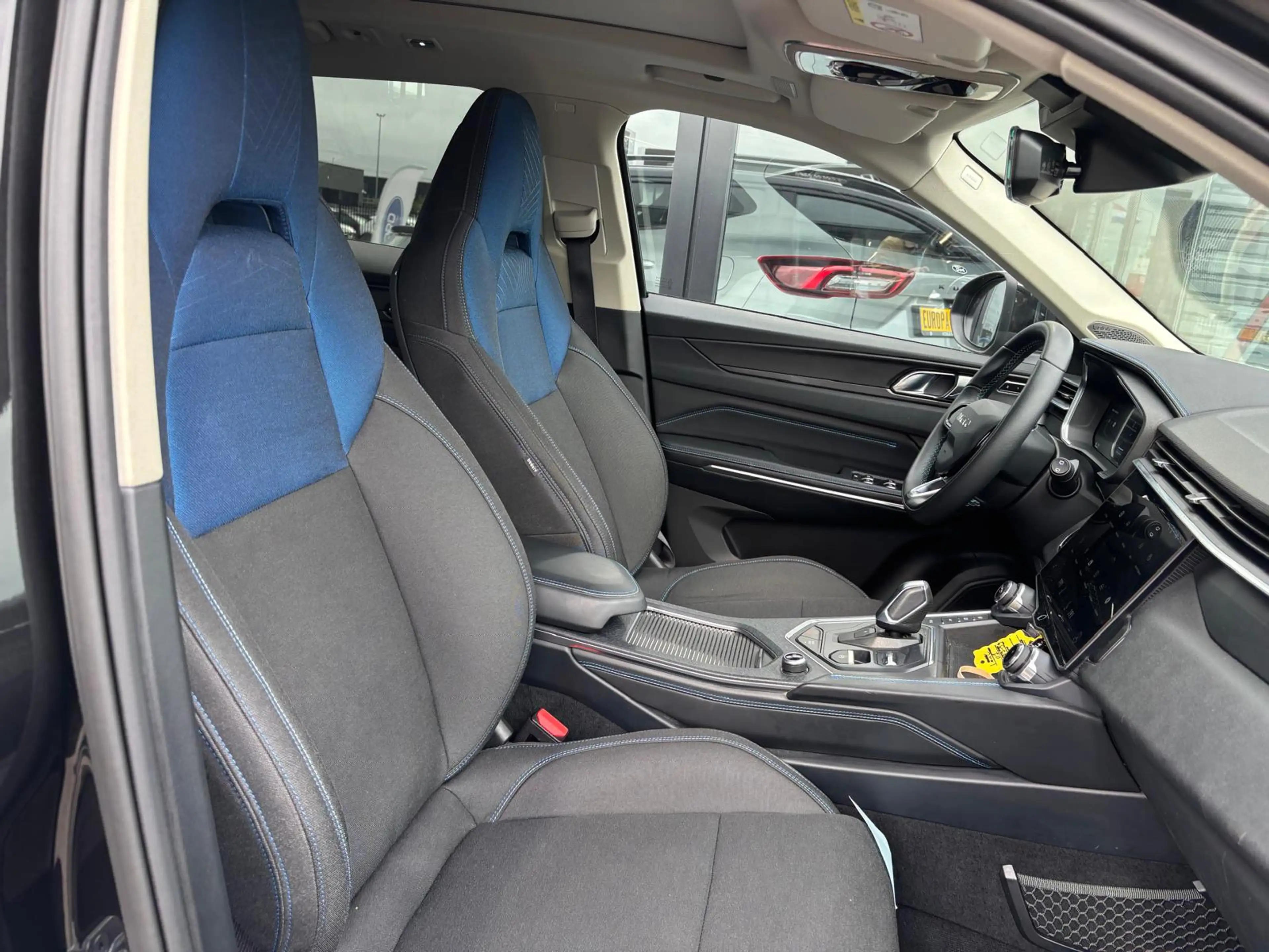 Lynk & Co 01 1.5 261pk PHEV , Panoramadak, Adaptive cc, Carplay — photo 11