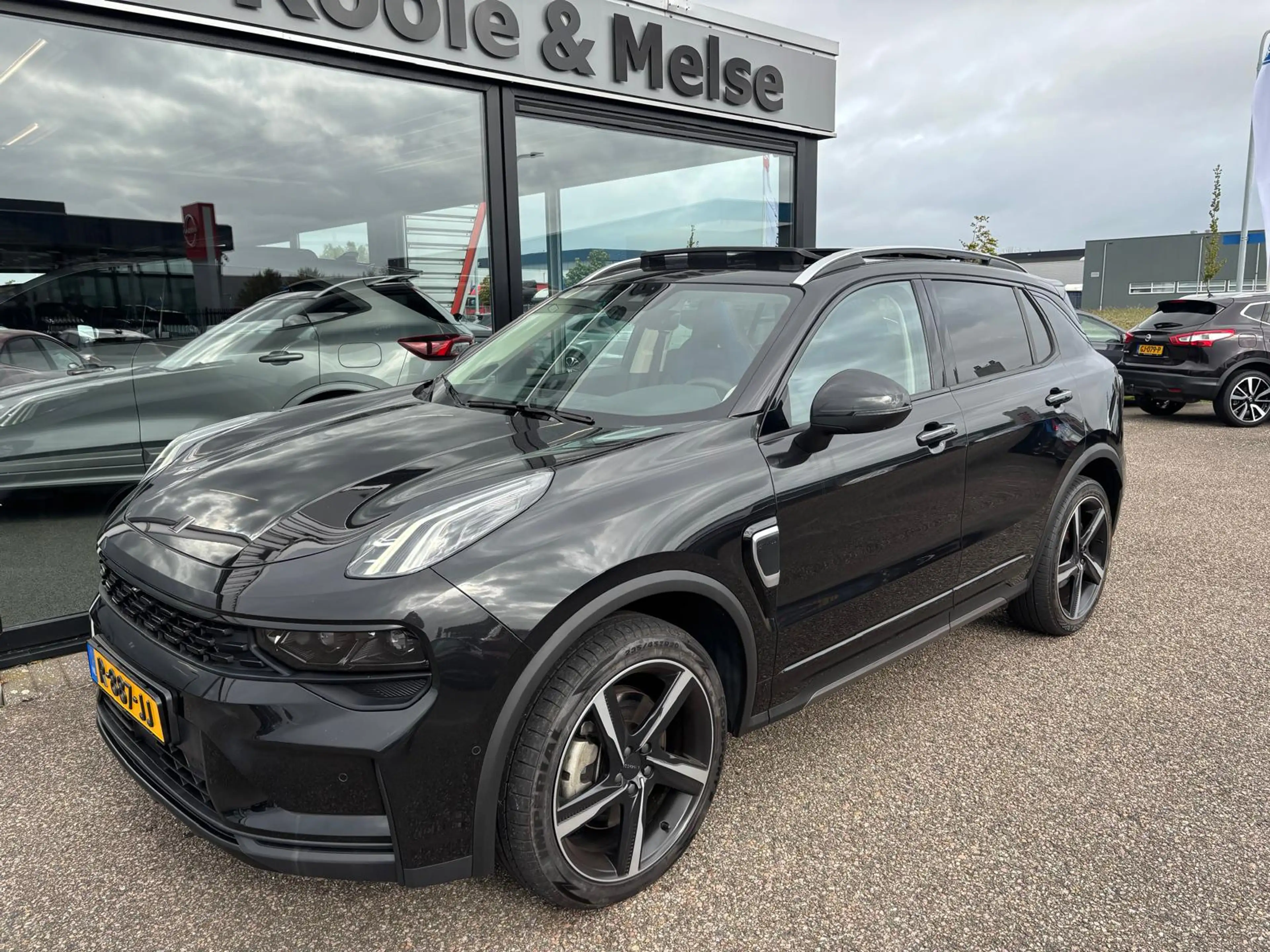 Lynk & Co 01 1.5 261pk PHEV , Panoramadak, Adaptive cc, Carplay — photo 6