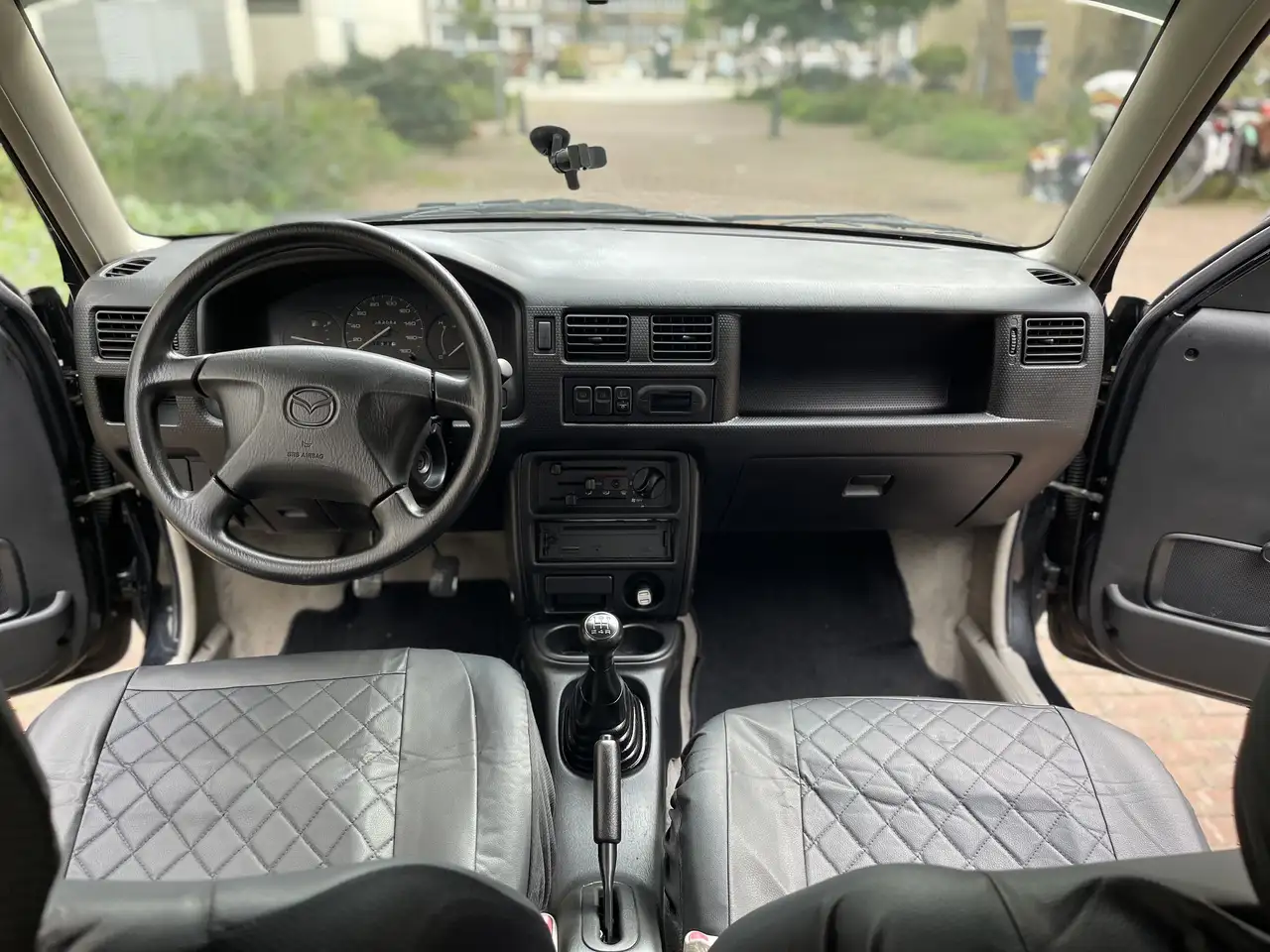 Mazda Demio 1.4 Comfort Met Lage Kilometers, foto 3