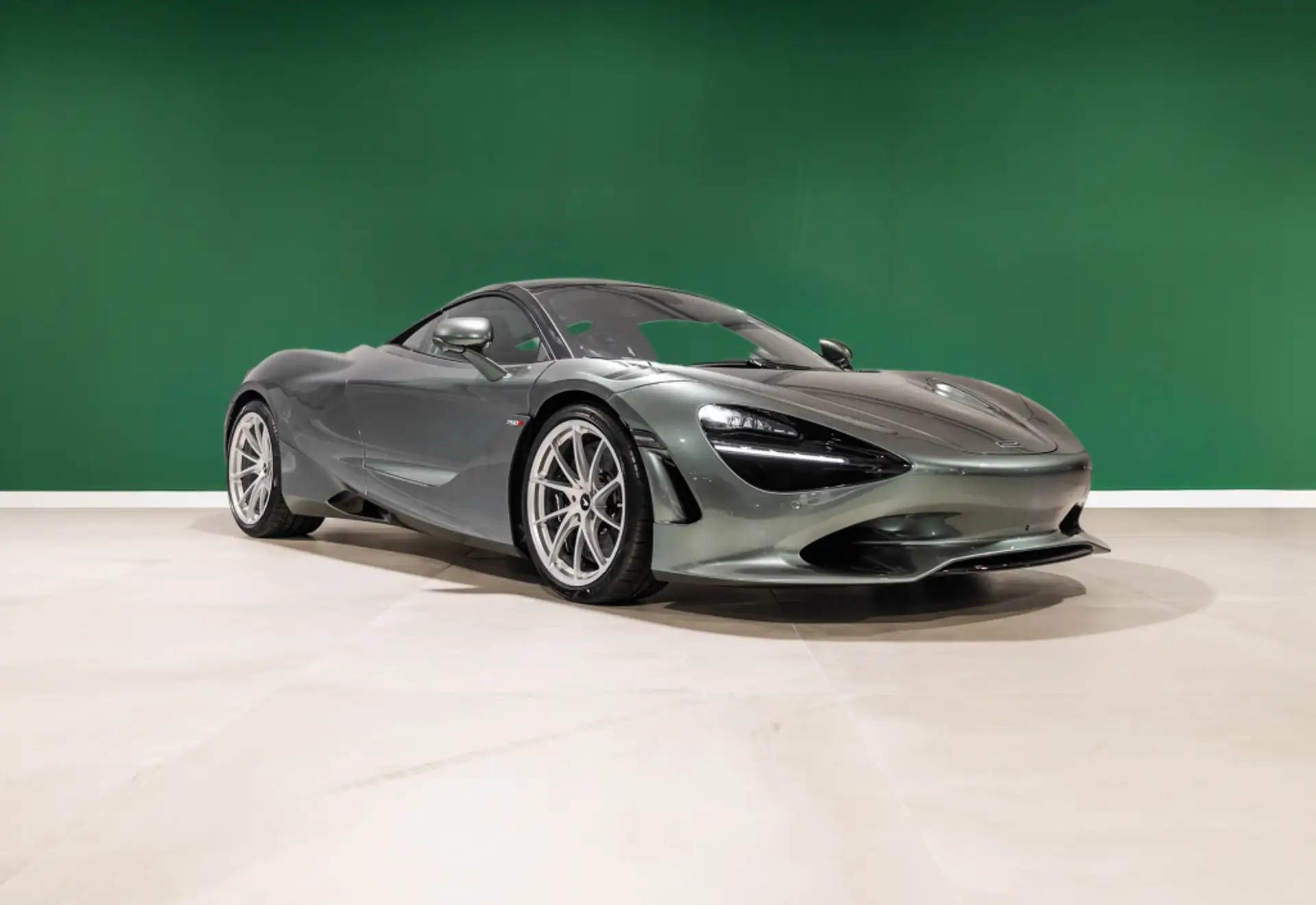 맥라렌 750S 750 2026 실버 사진 7