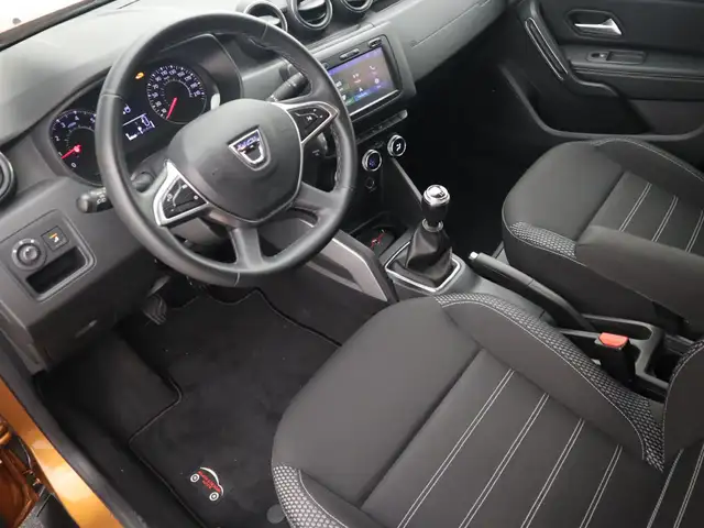 Dacia Duster view 9