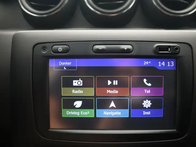 Dacia Duster view 10