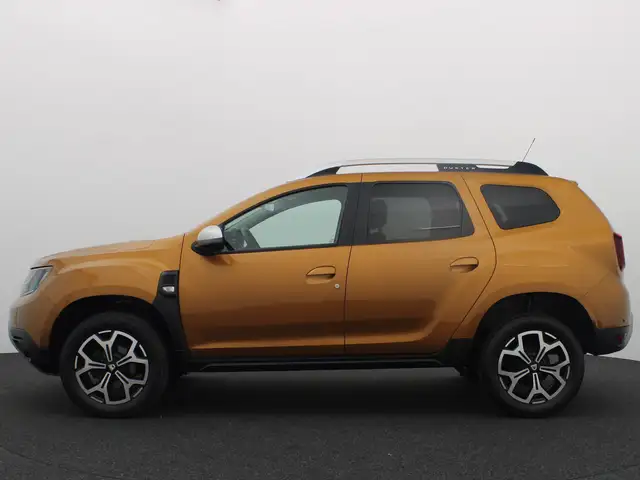 Dacia Duster view 2